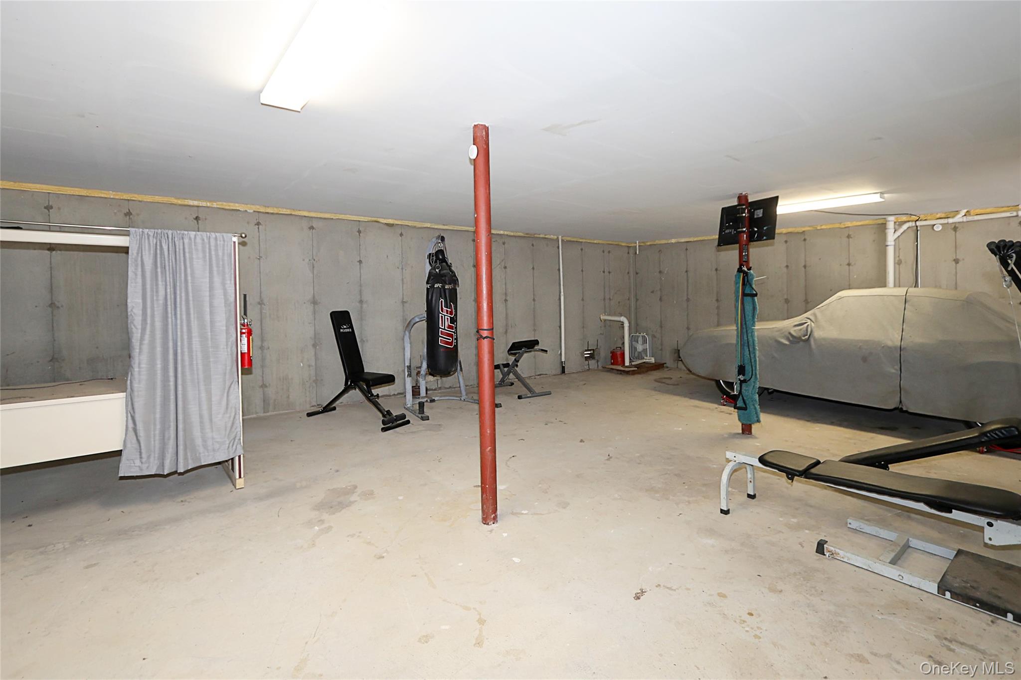 370 Rider Avenue – For Sale photo 33