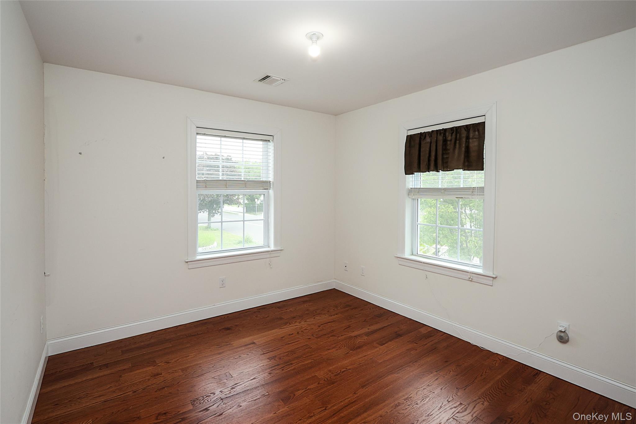 370 Rider Avenue – For Sale photo 20