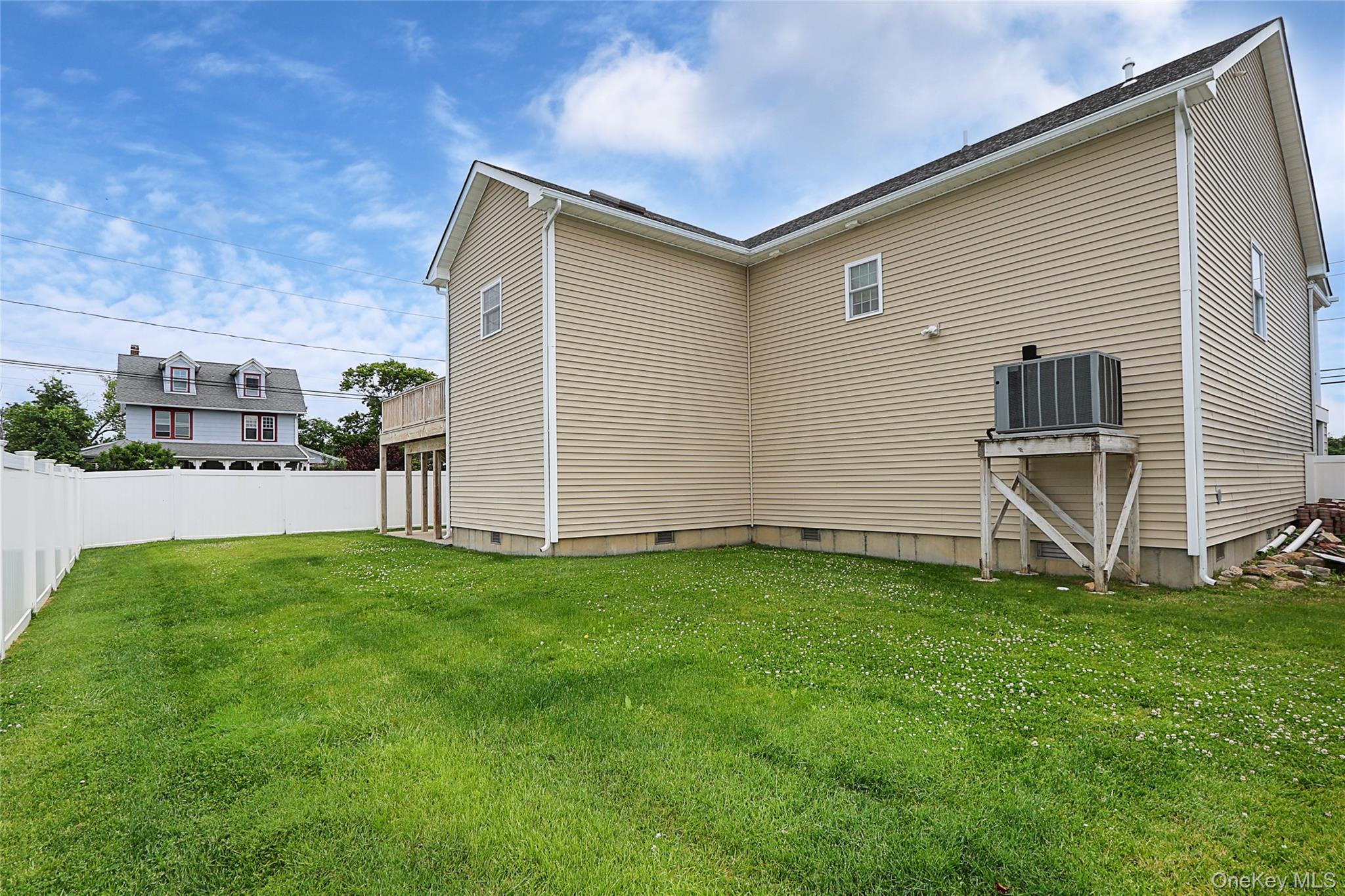 370 Rider Avenue – For Sale photo 31