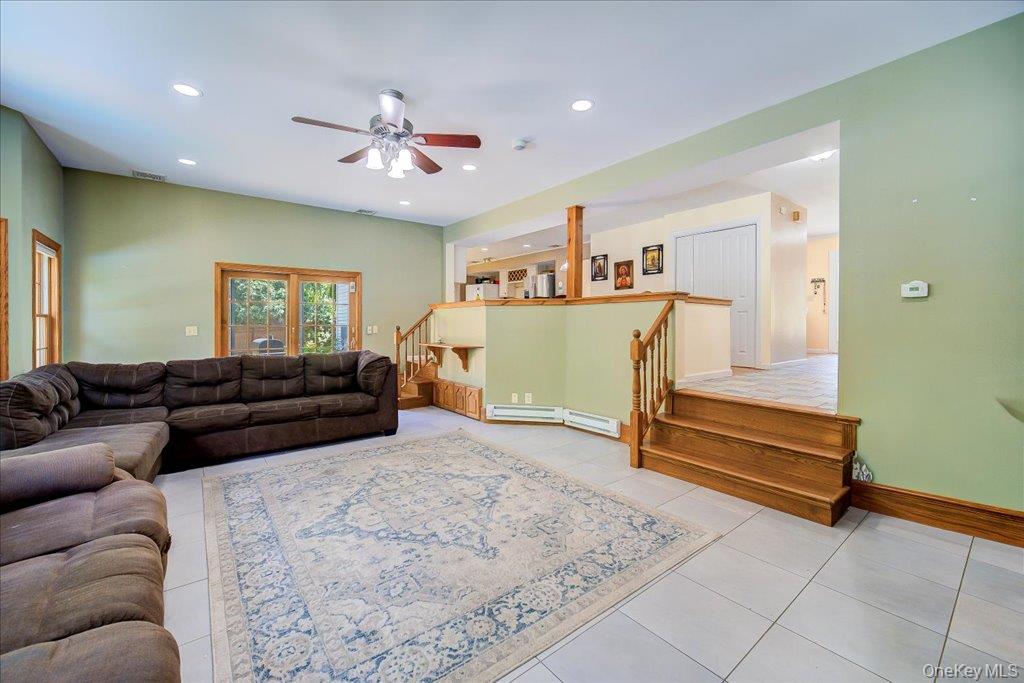 1 Cindy Lane – For Sale photo 12