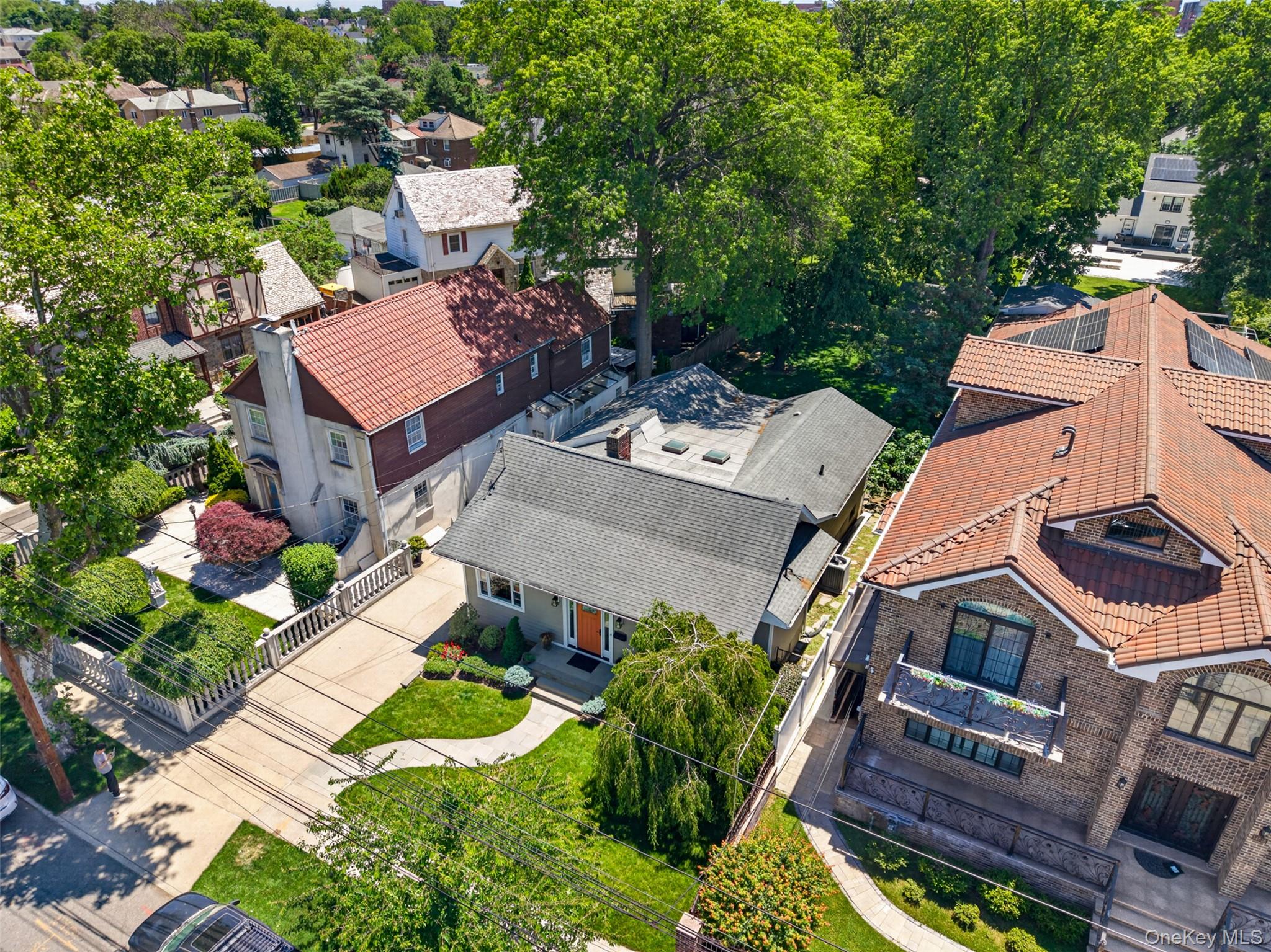 146-24 Bayside Avenue – For Sale