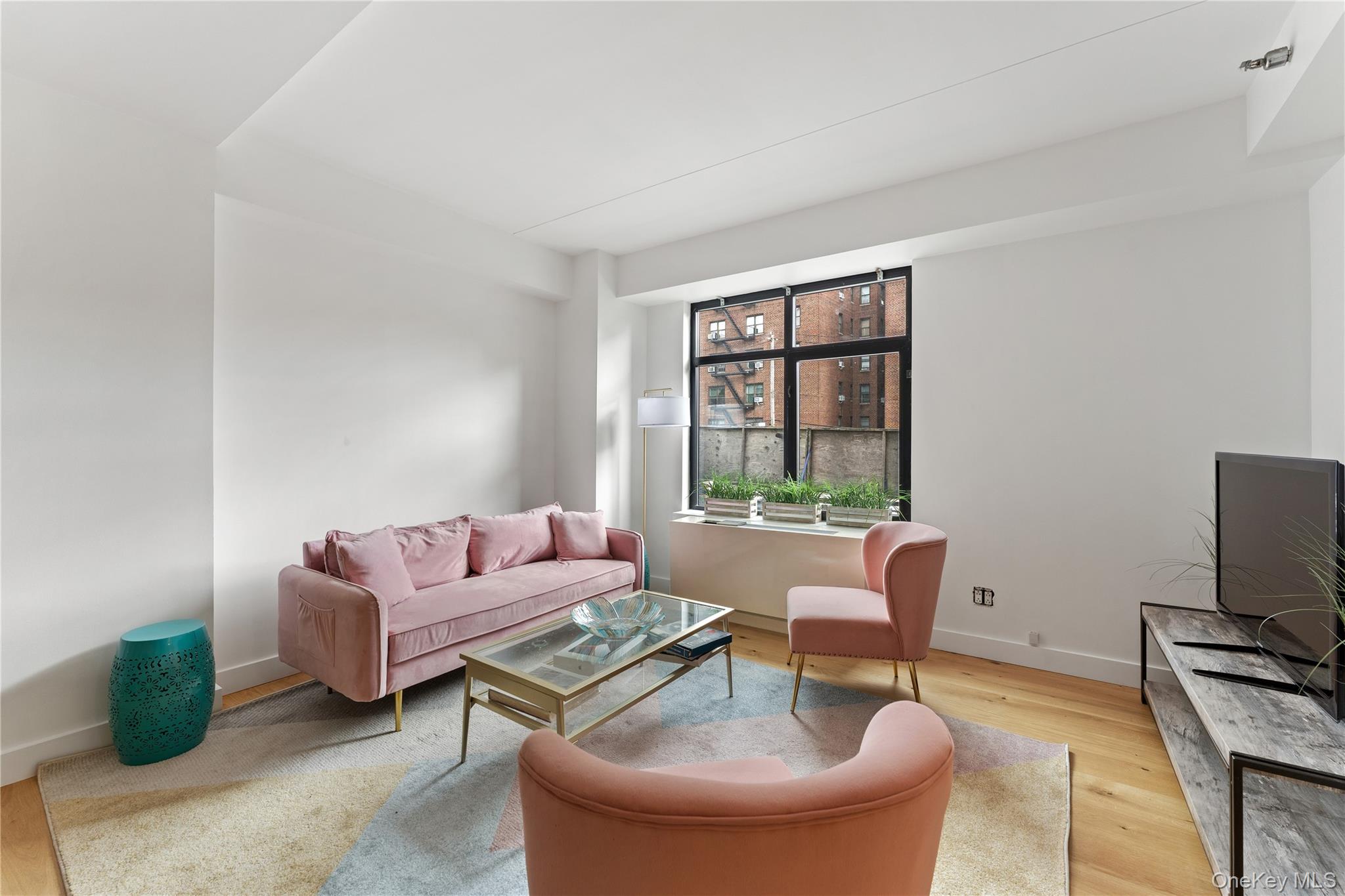 3536 Cambridge Avenue, Unit 2A photo 4