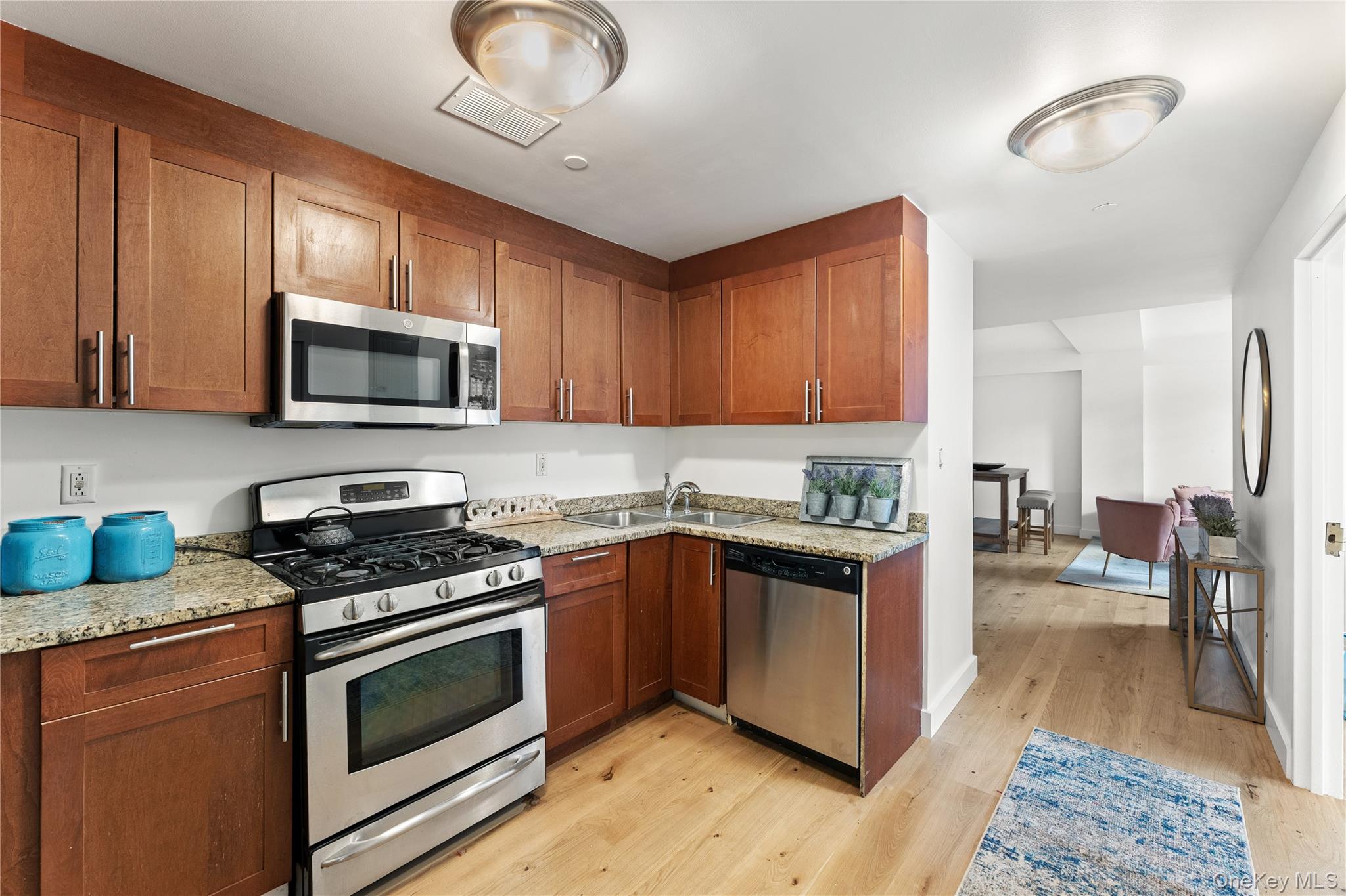 3536 Cambridge Avenue, Unit 2A photo 6