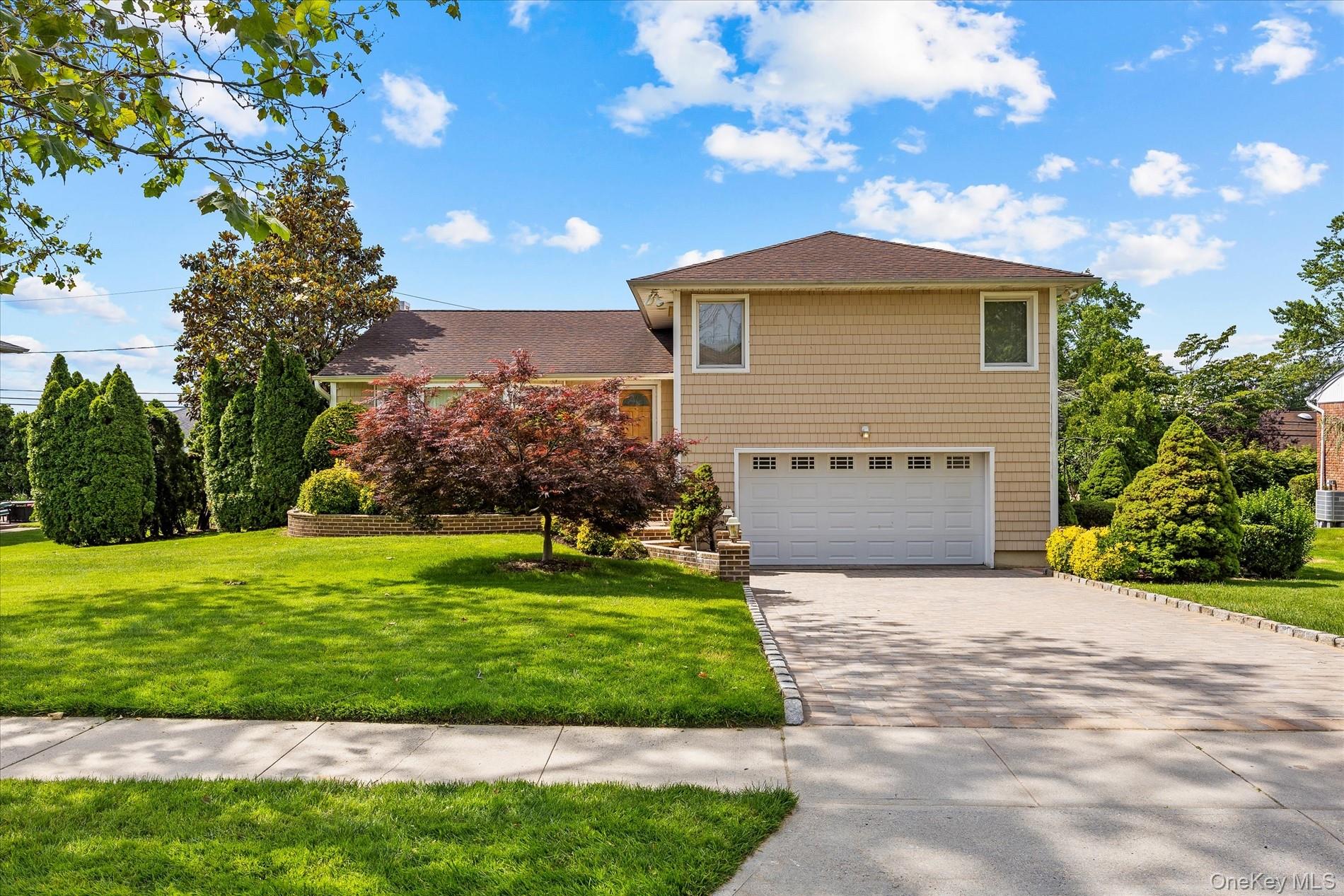 228 Robby Lane – For Sale