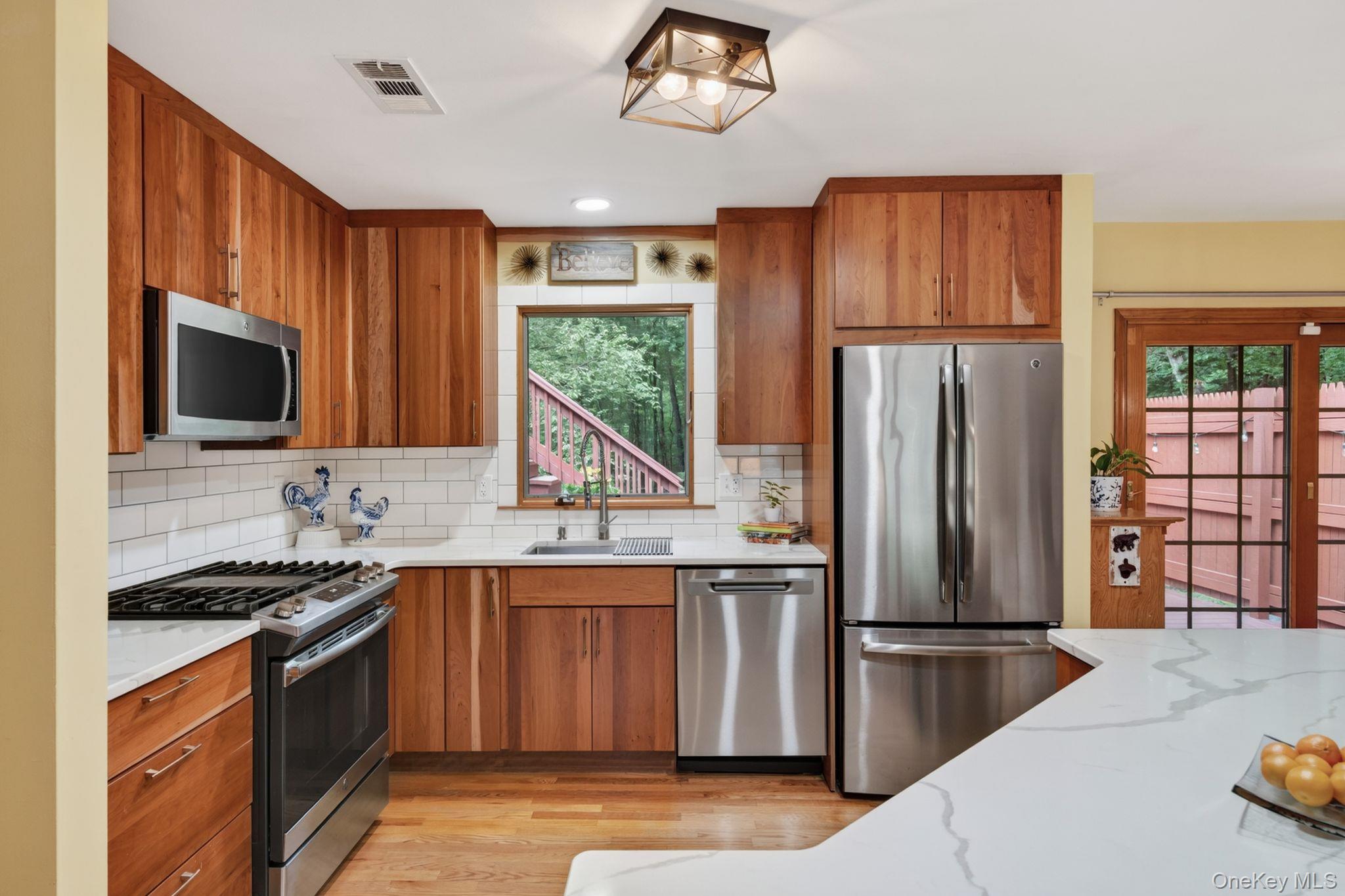 11 Mary Lou Lane – For Sale photo 5