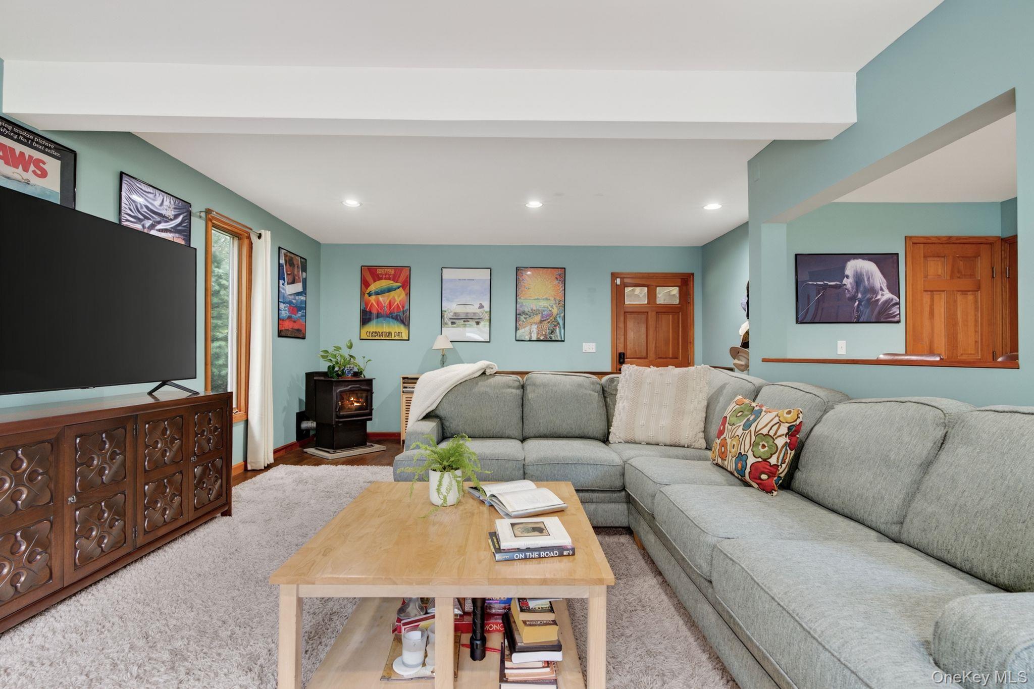 11 Mary Lou Lane – For Sale photo 12