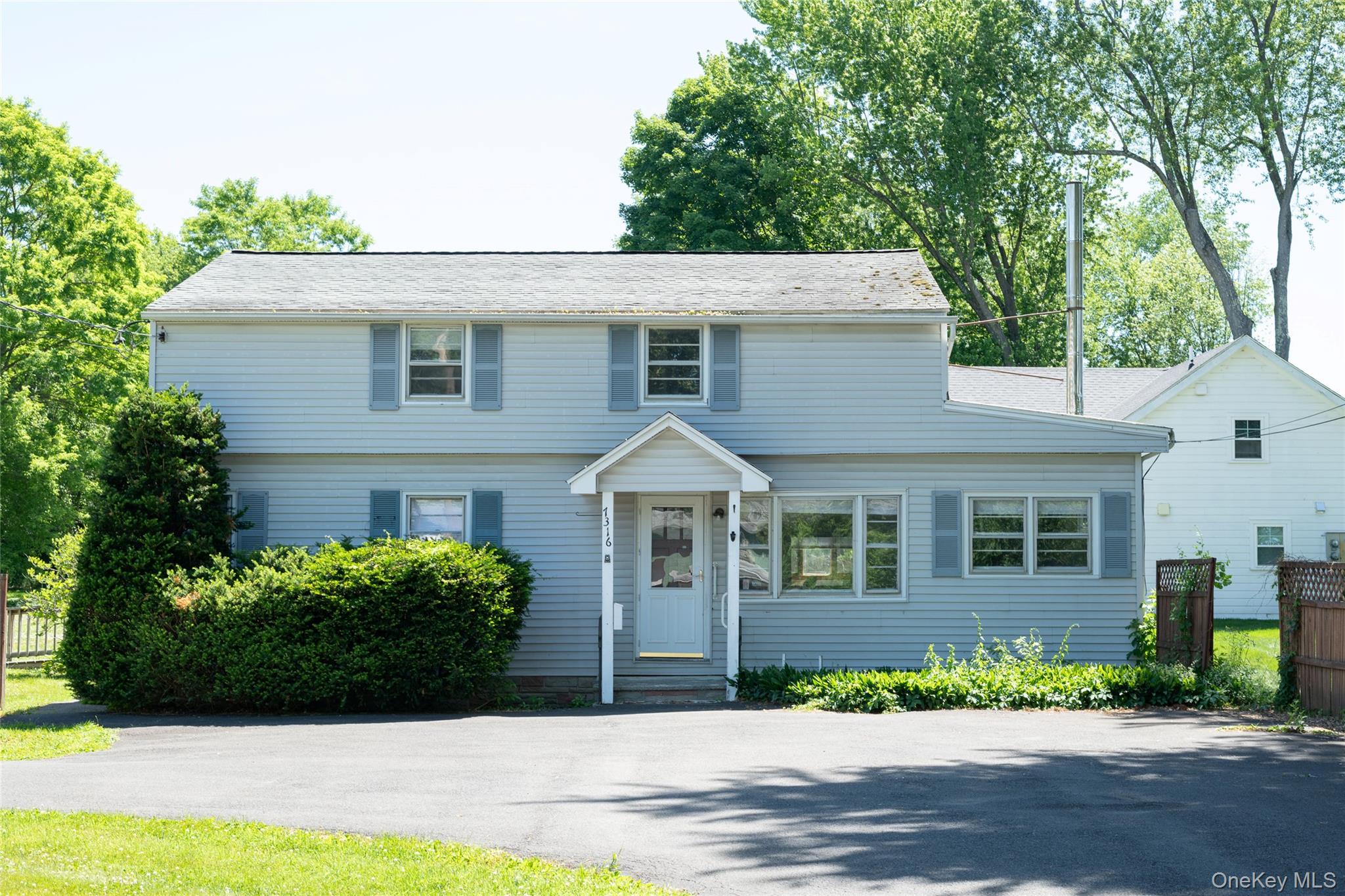 7318 S Broadway – For Sale photo 2