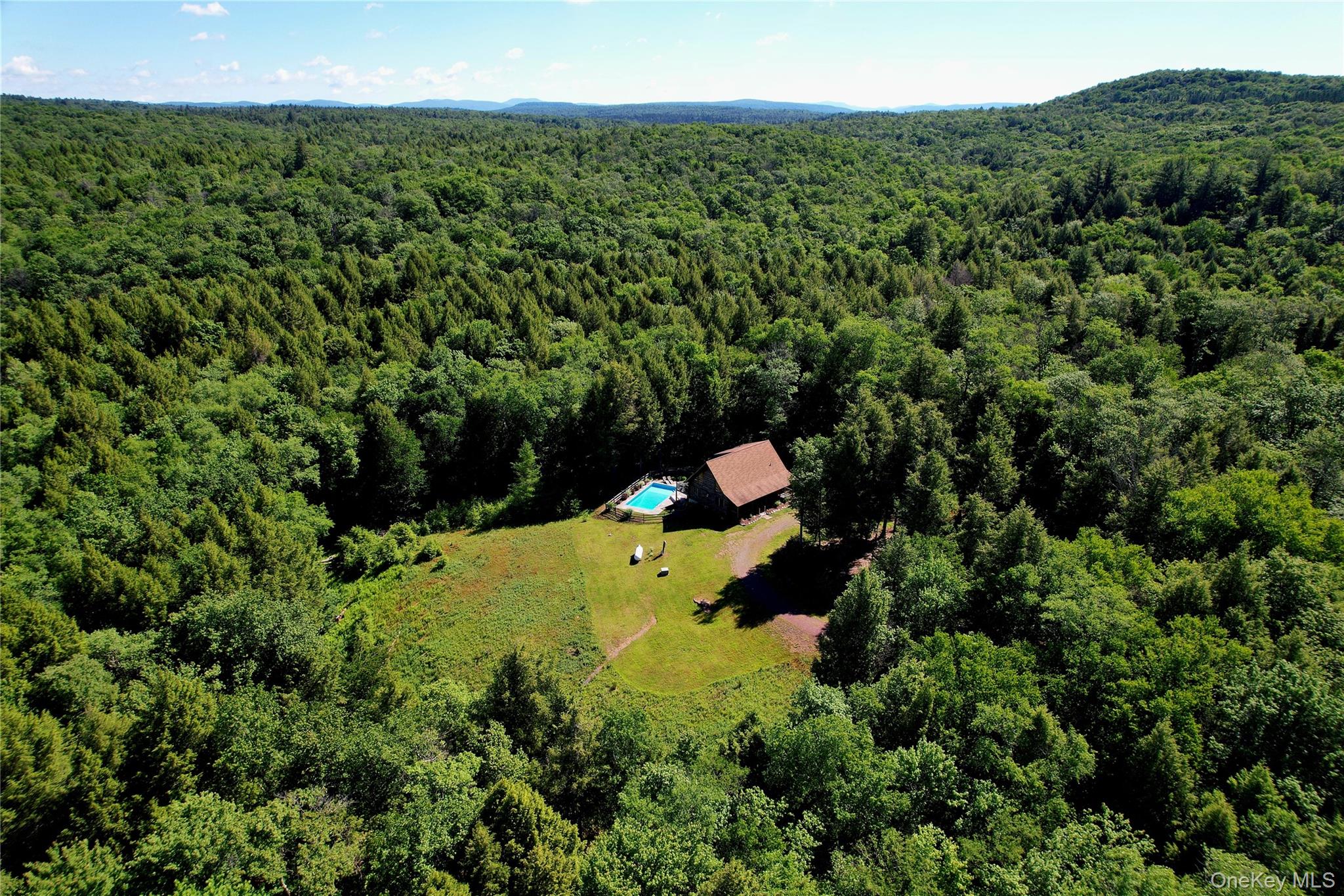 108 Eagles Ridge Way – For Sale photo 2