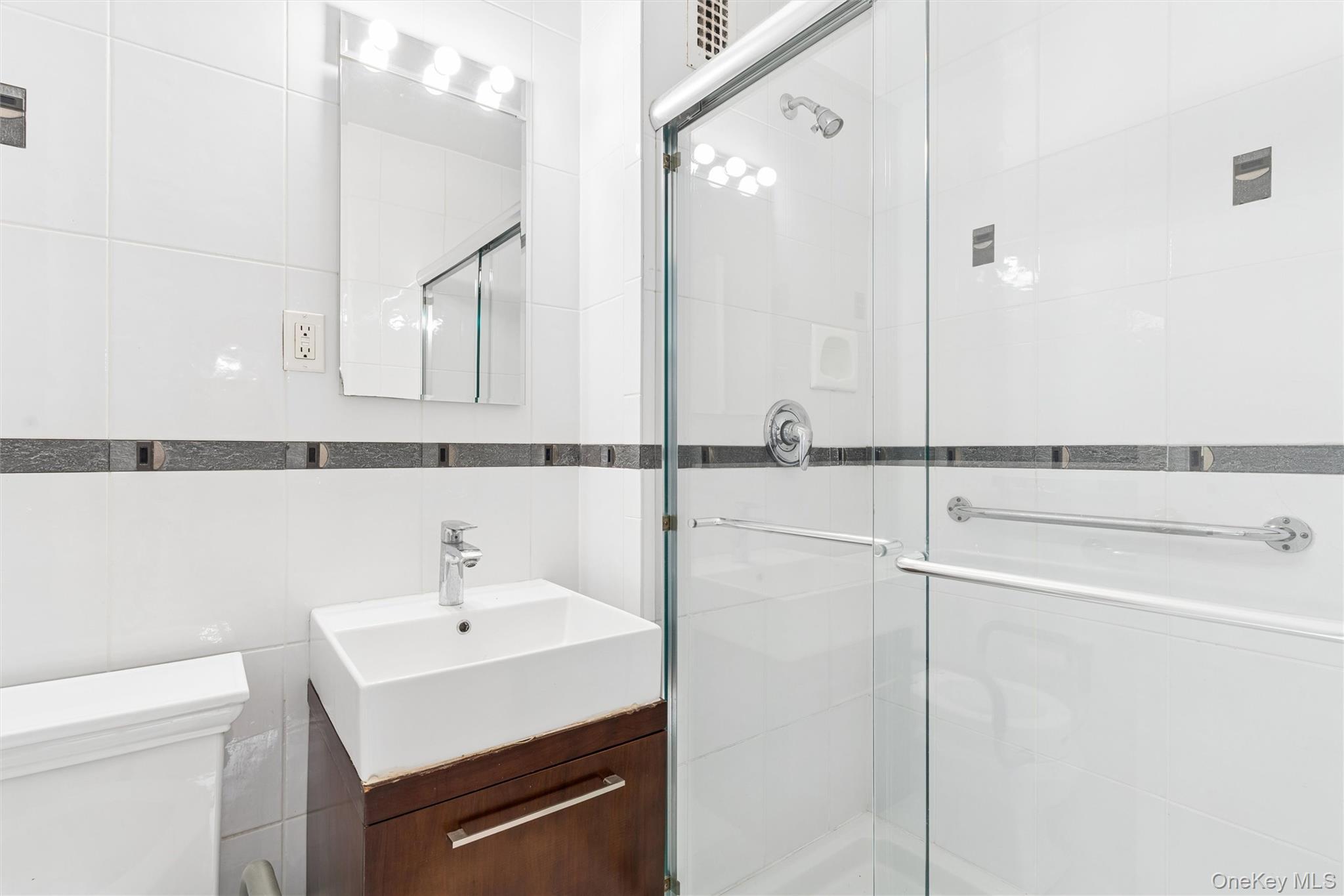 40 Stoner Avenue, Unit 1R photo 20