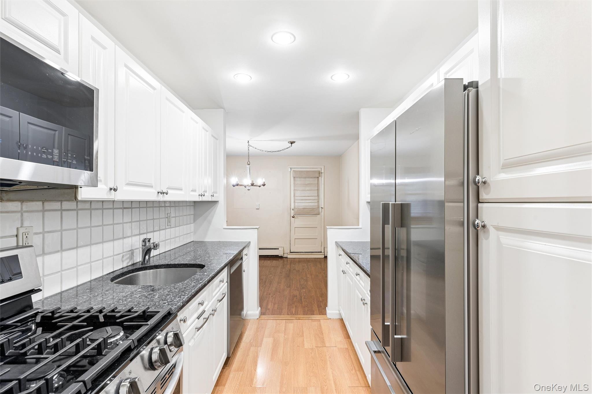40 Stoner Avenue, Unit 1R photo 16