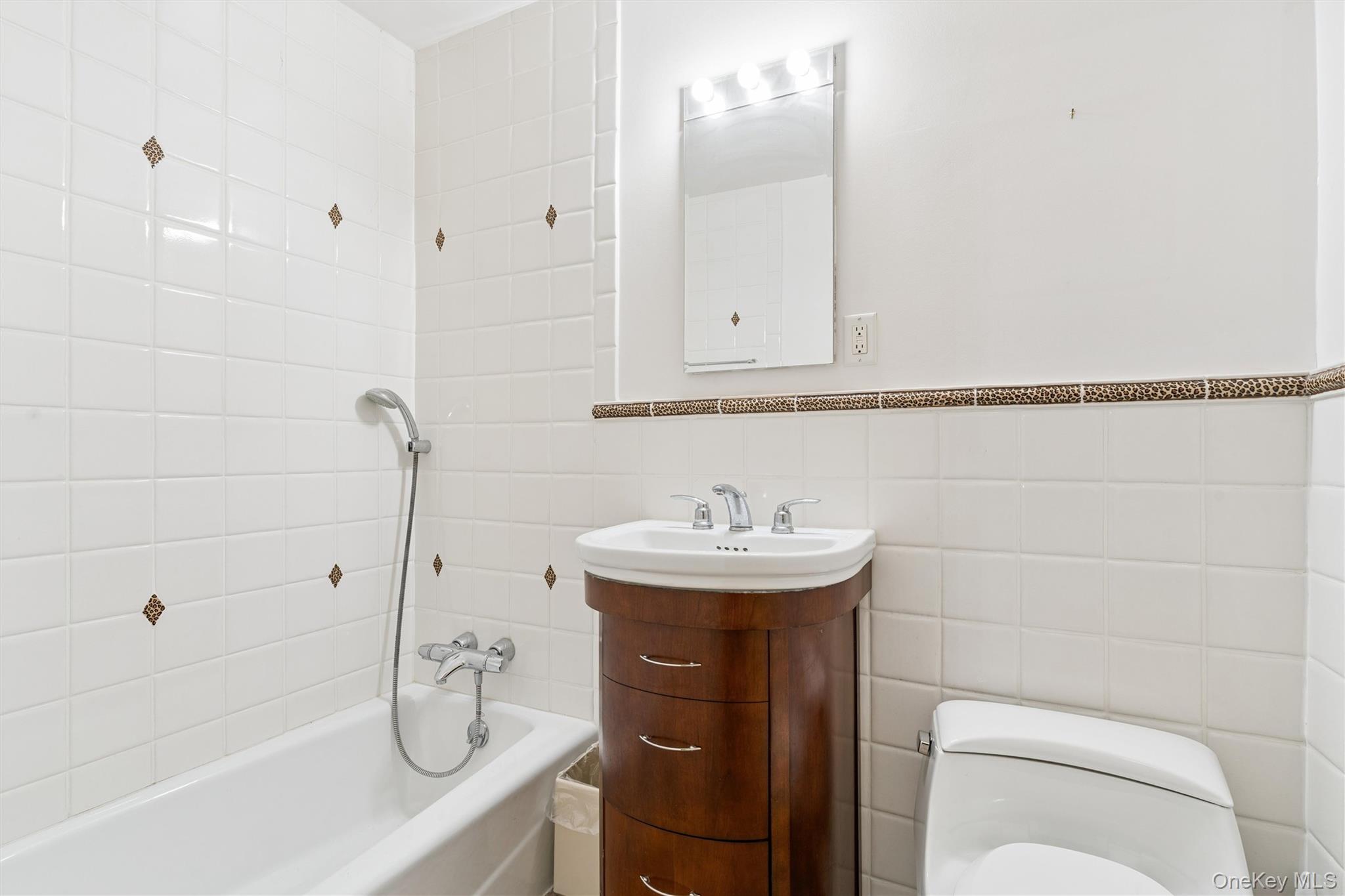 40 Stoner Avenue, Unit 1R photo 19