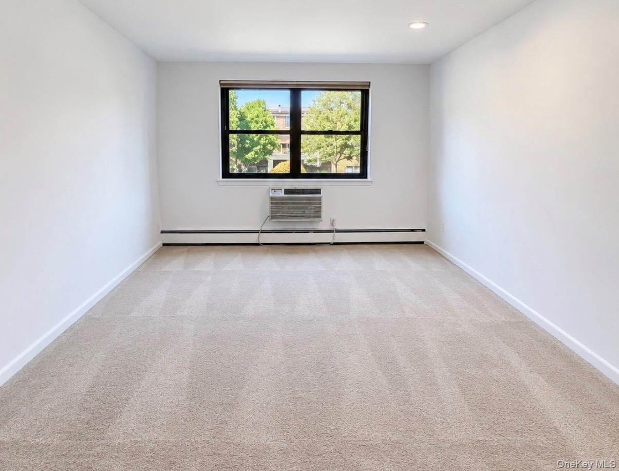 40 Stoner Avenue, Unit 1R photo 3