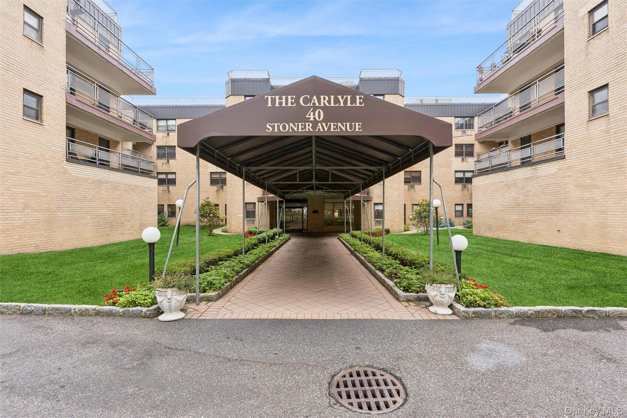 40 Stoner Avenue, Unit 1R photo 4