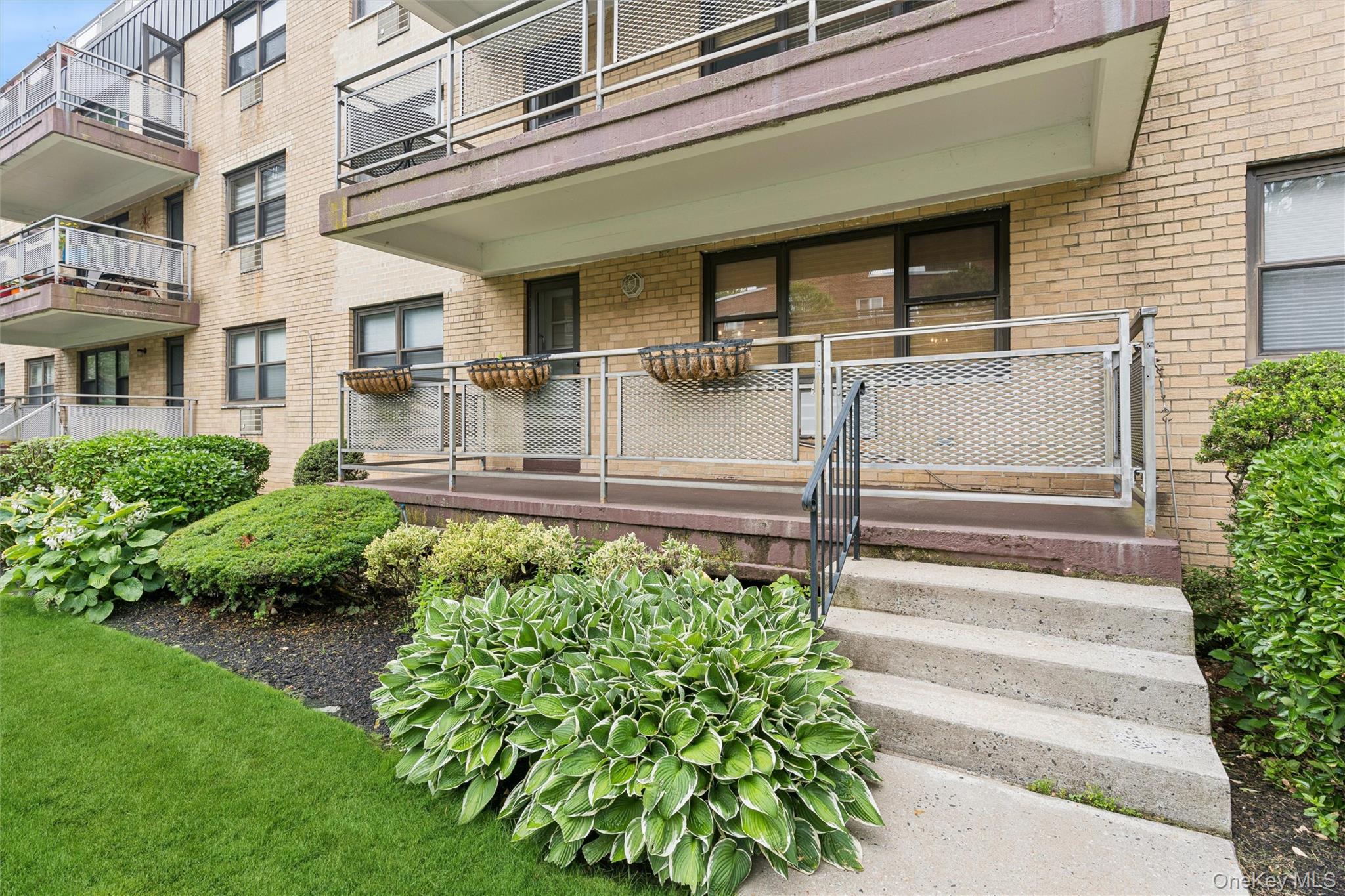40 Stoner Avenue, Unit 1R photo 9