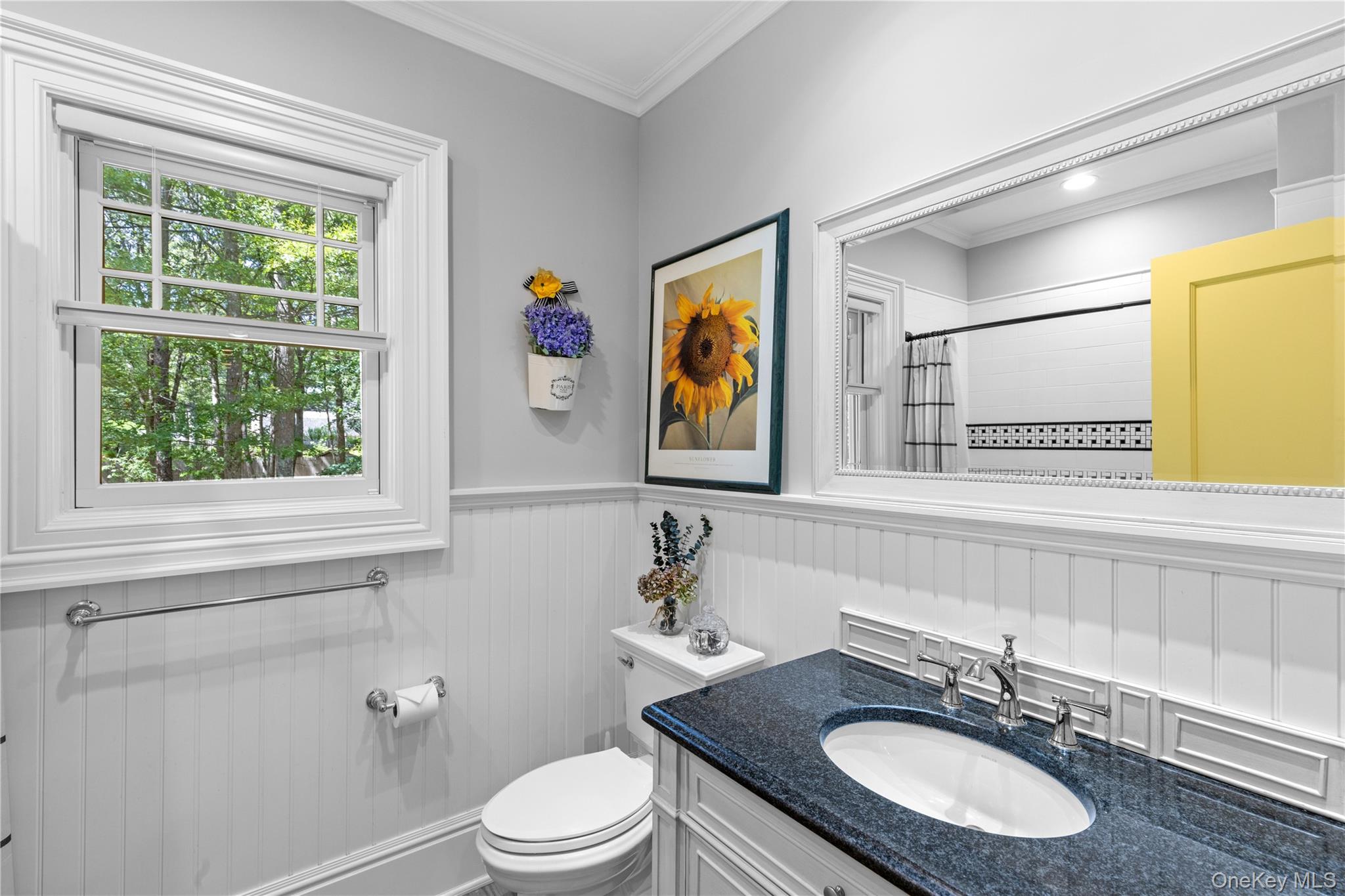 490 Wading River Road – For Sale photo 15