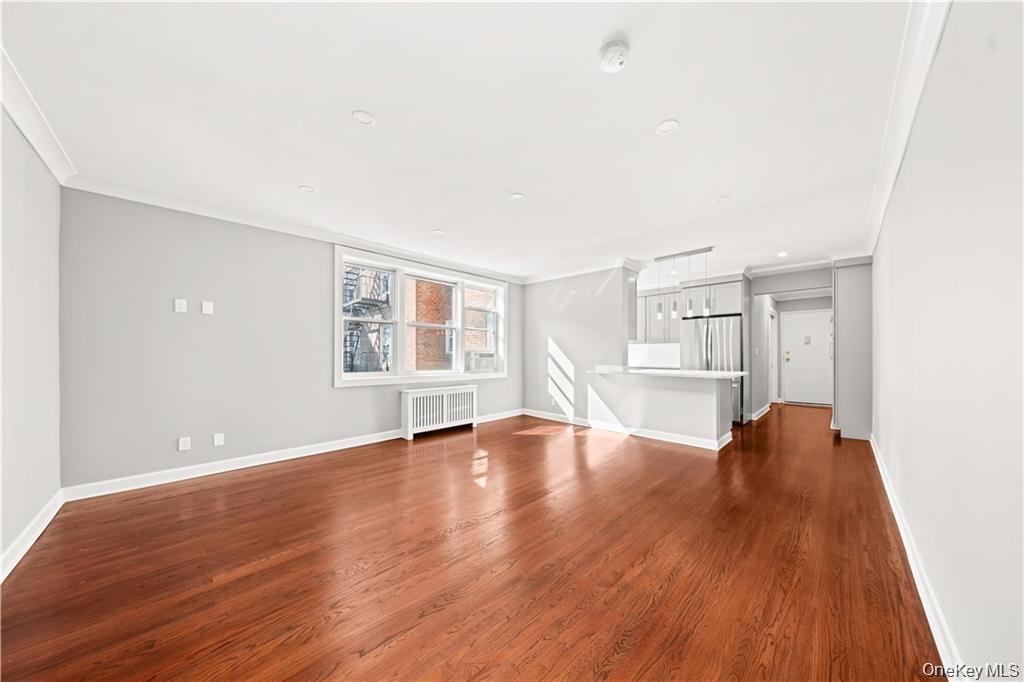 1133 Midland Avenue, Unit 4B photo 6