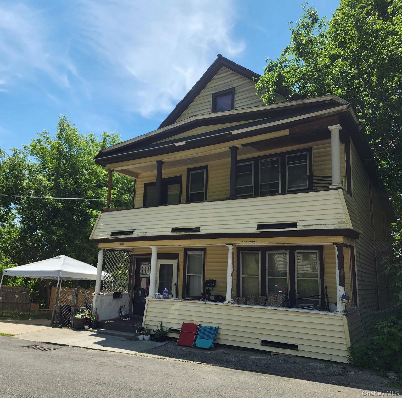 147 Forbes St – For Sale