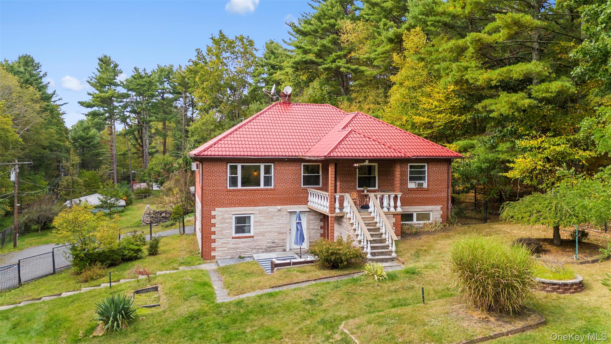 2 May Place – For Sale photo 3