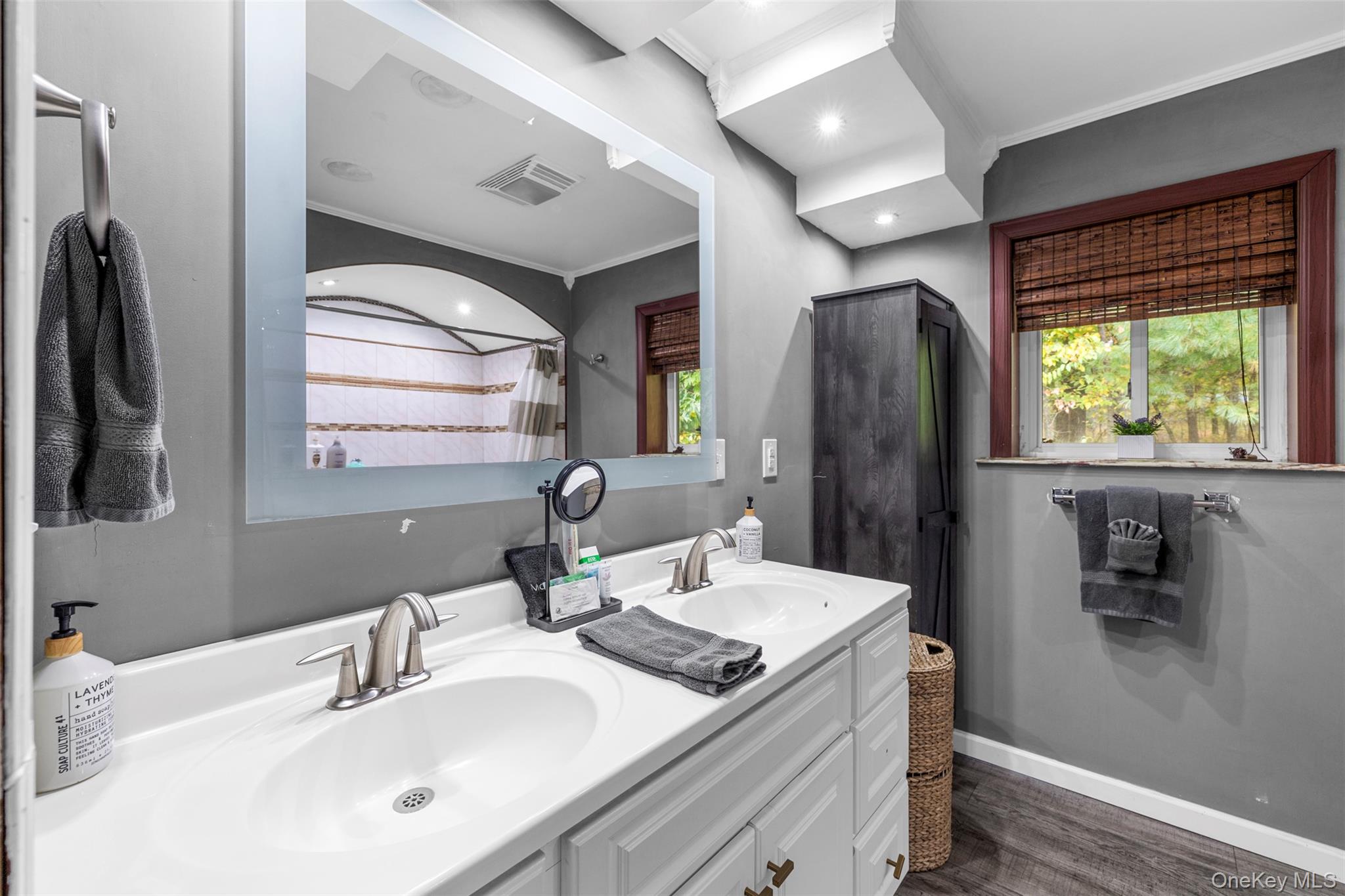 2 May Place – For Sale photo 32