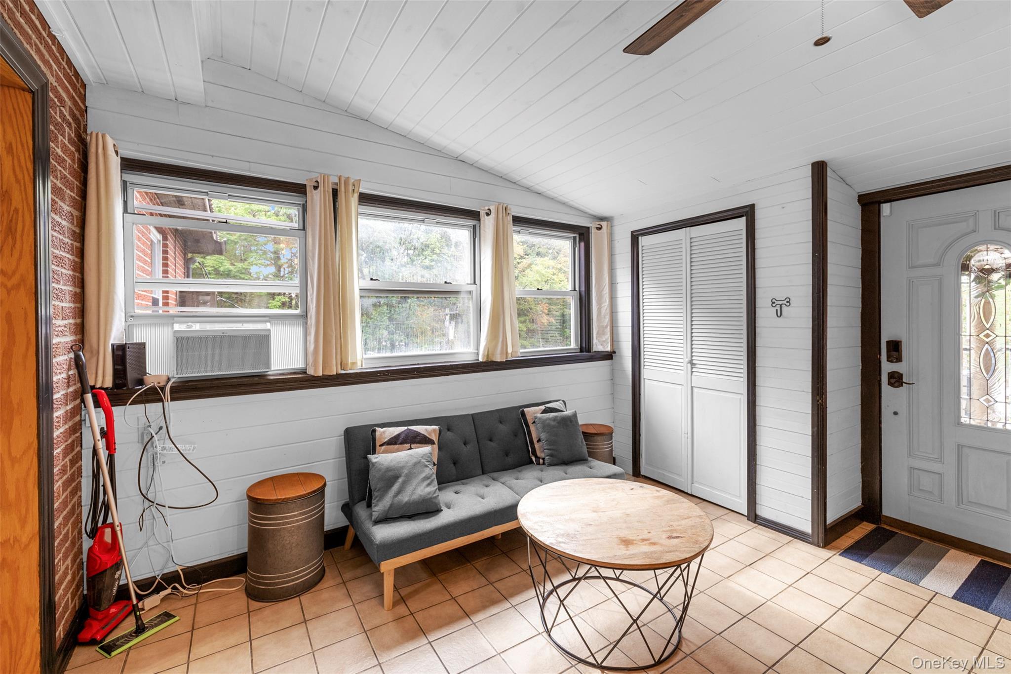 2 May Place – For Sale photo 30