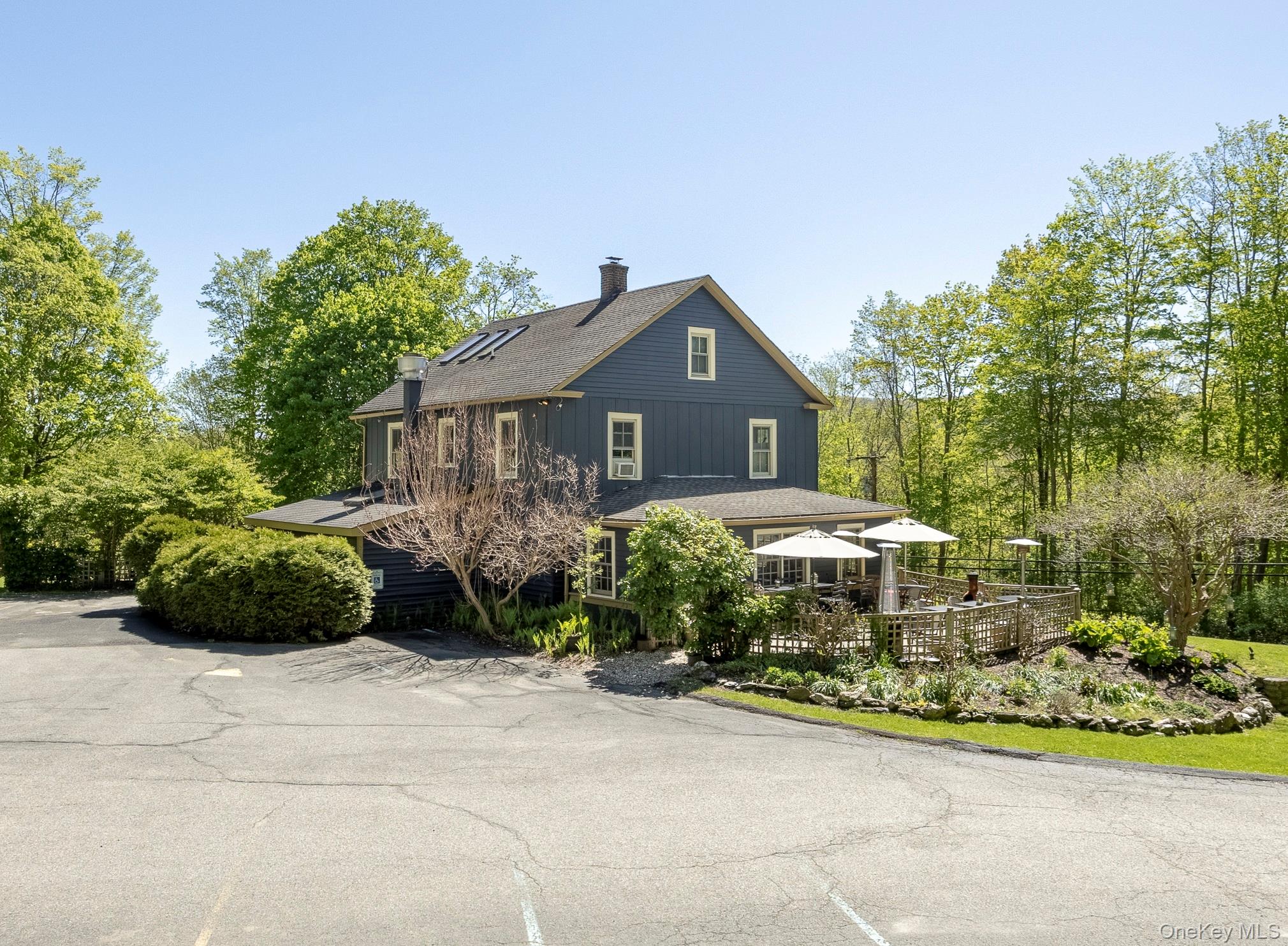 6 Autumn Lane – For Sale