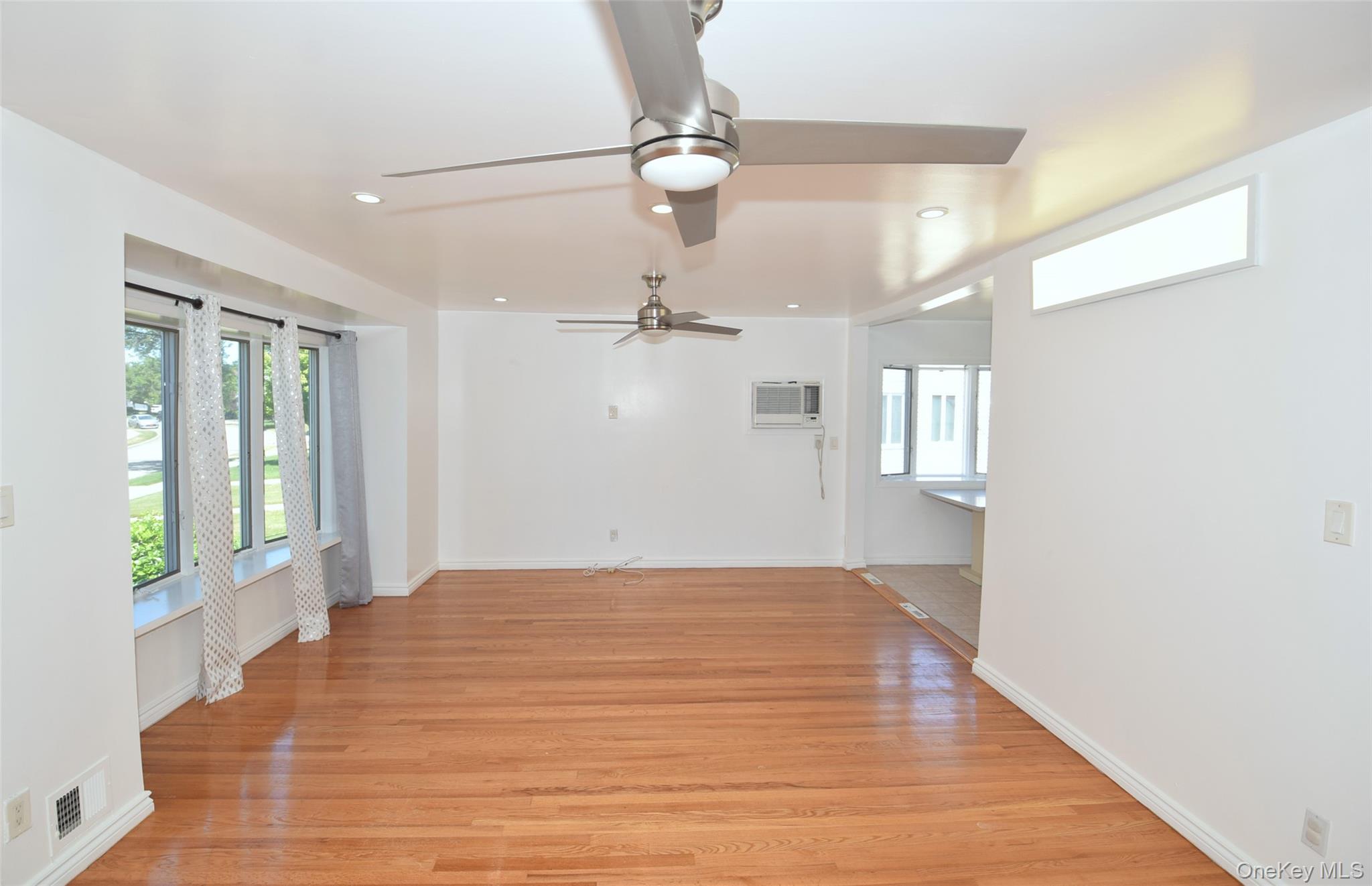 54 Camden Place – For Sale photo 4