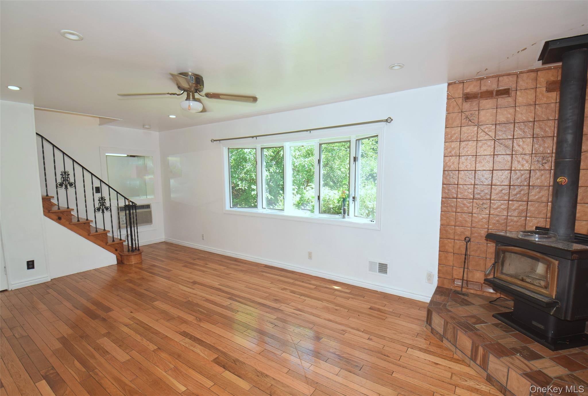 54 Camden Place – For Sale photo 11