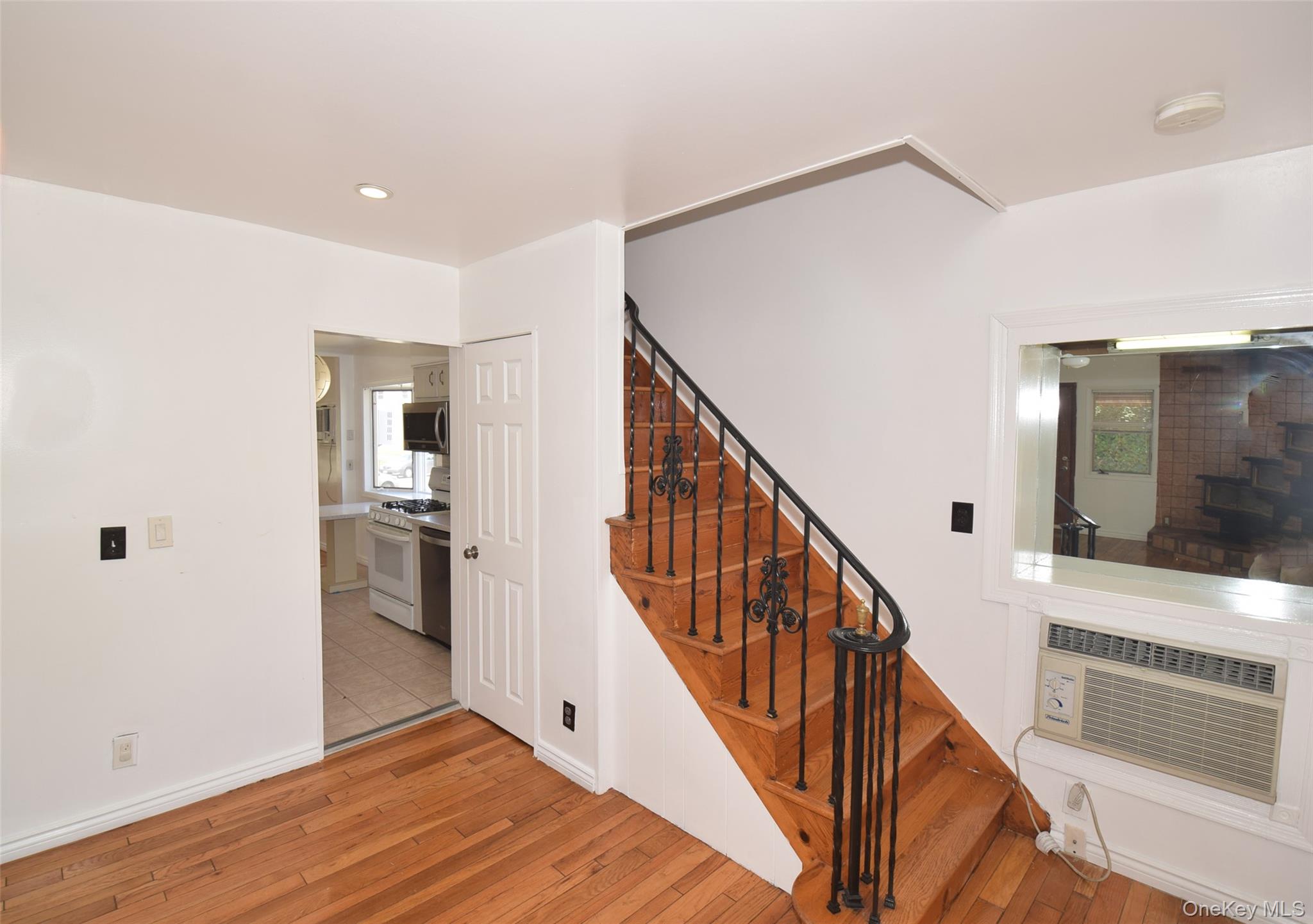 54 Camden Place – For Sale photo 17