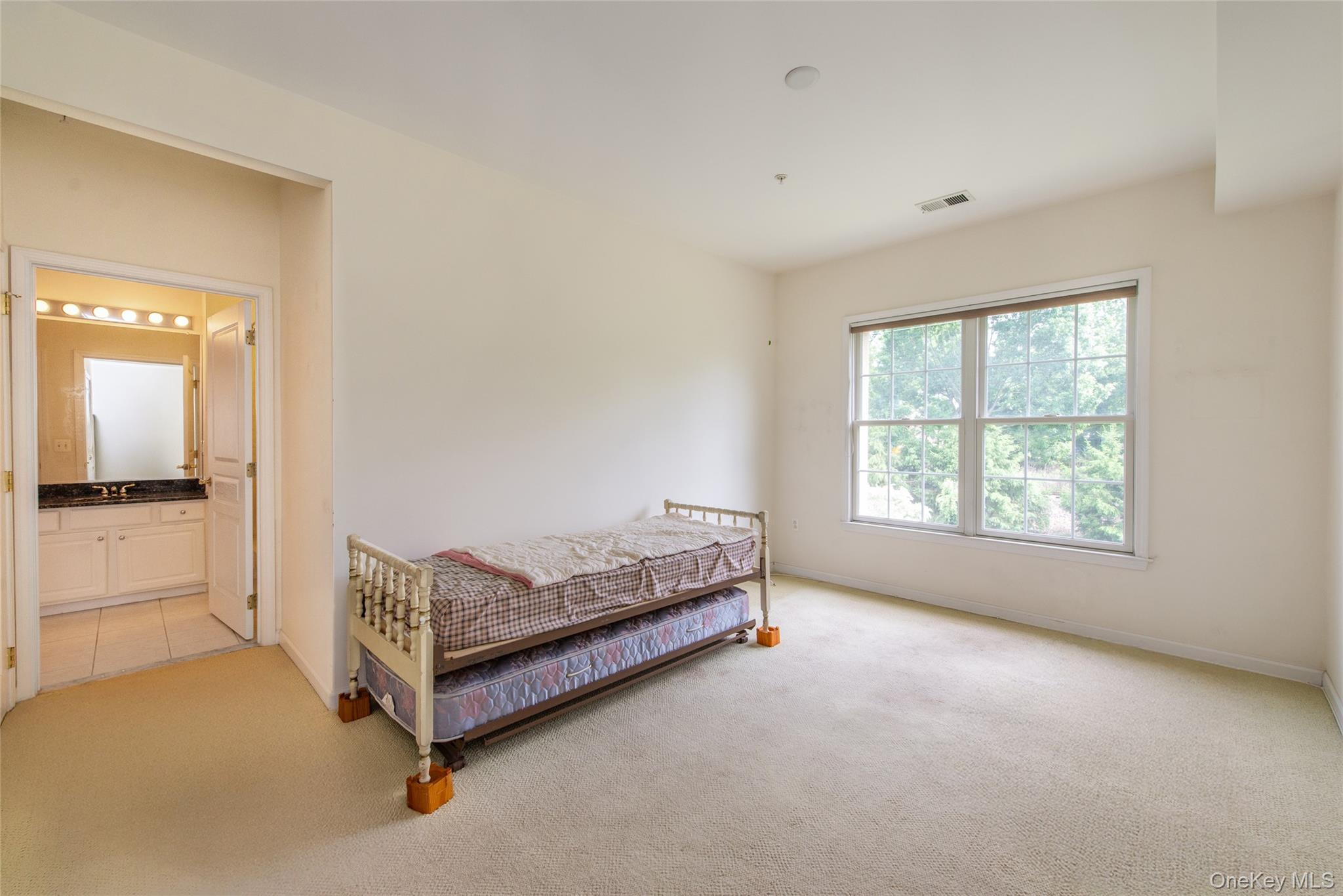 28 N De Baun Avenue, Unit 205 photo 24