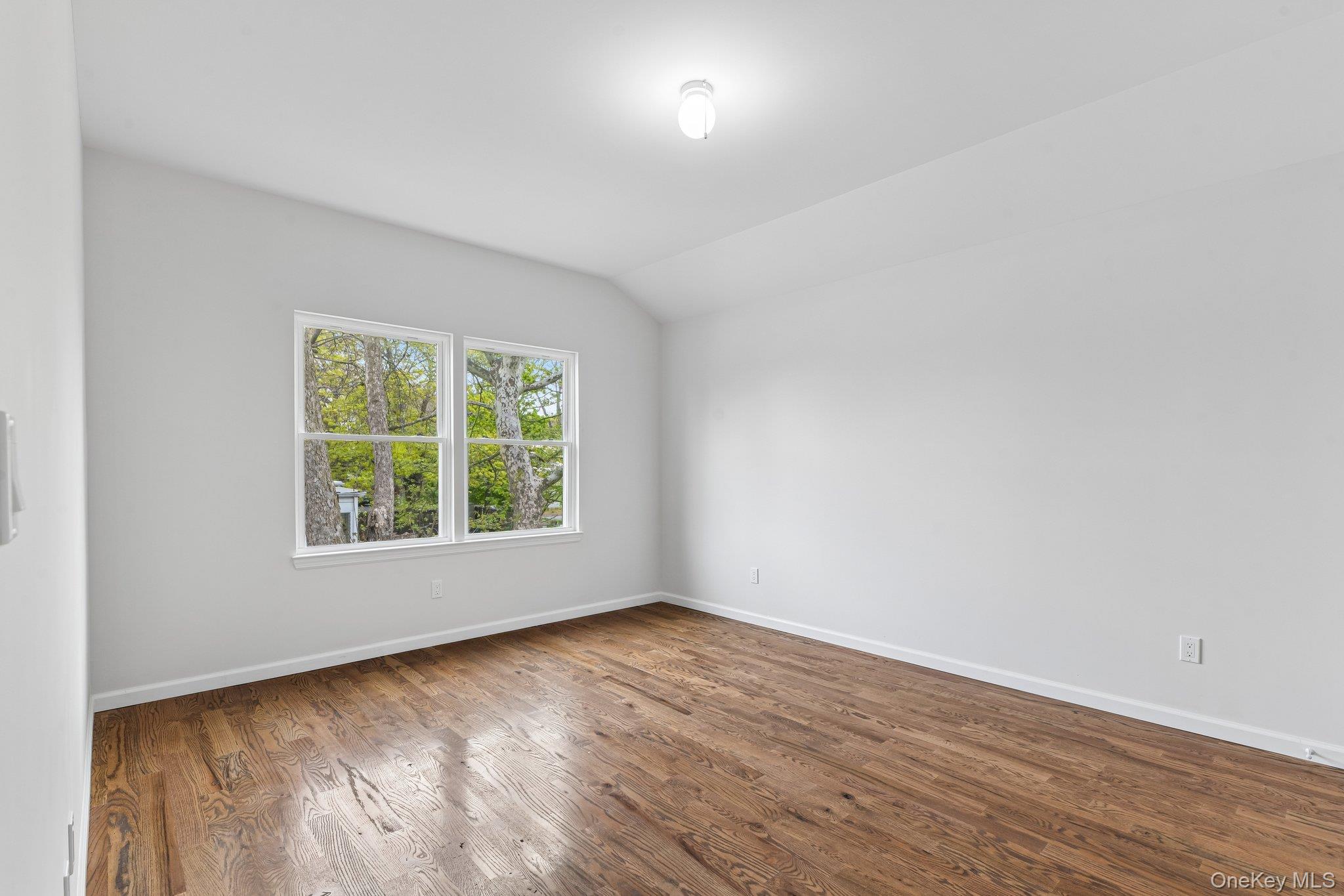 384 Scudder Avenue, Unit Lot 2 photo 21