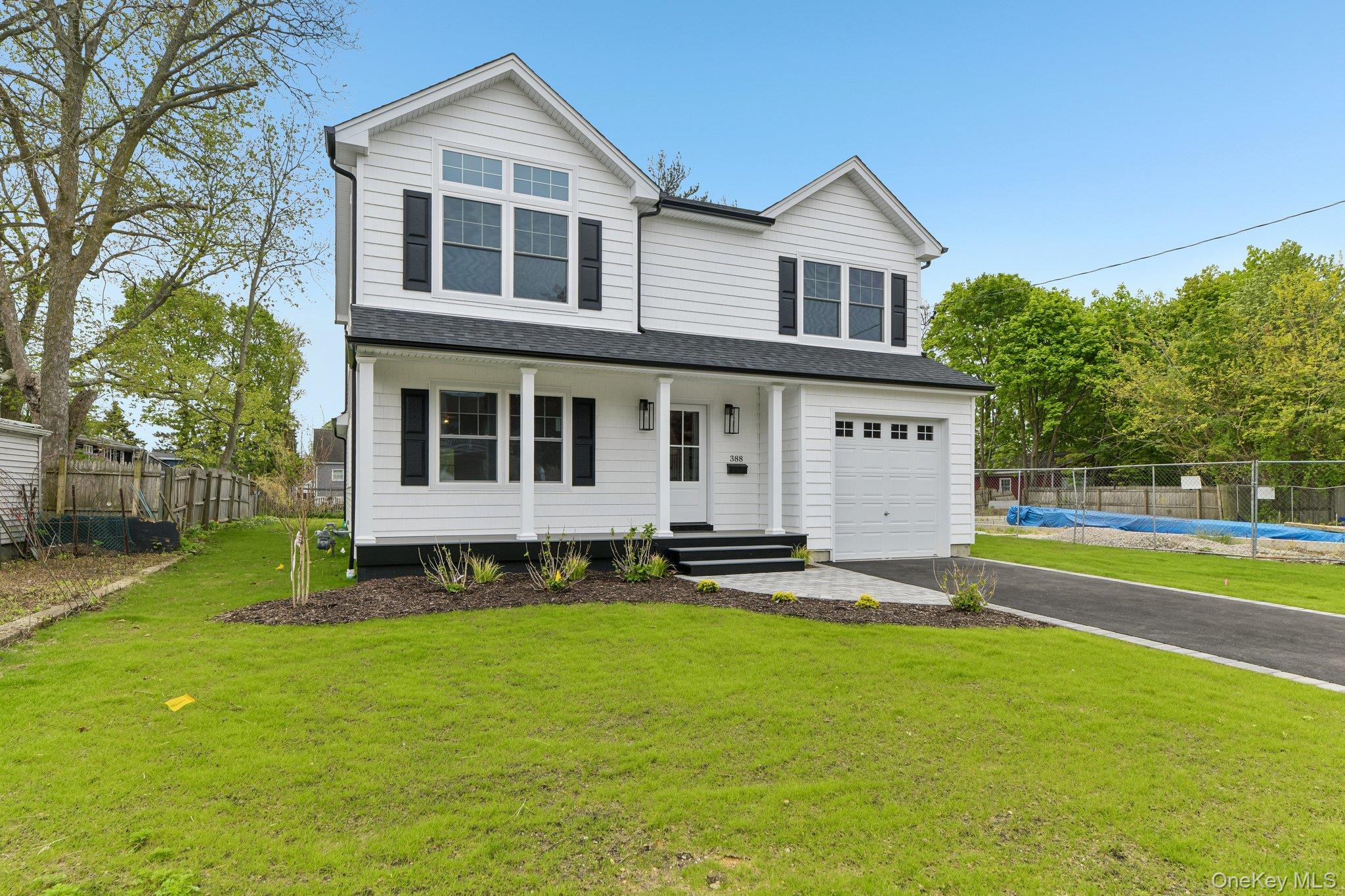 384 Scudder Avenue, Unit Lot 2 photo 3