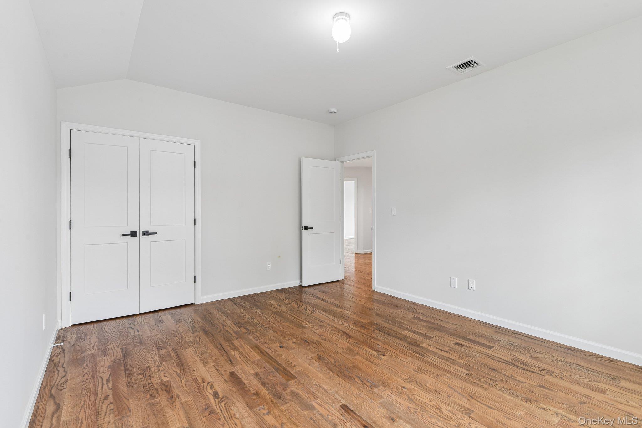 384 Scudder Avenue, Unit Lot 2 photo 22