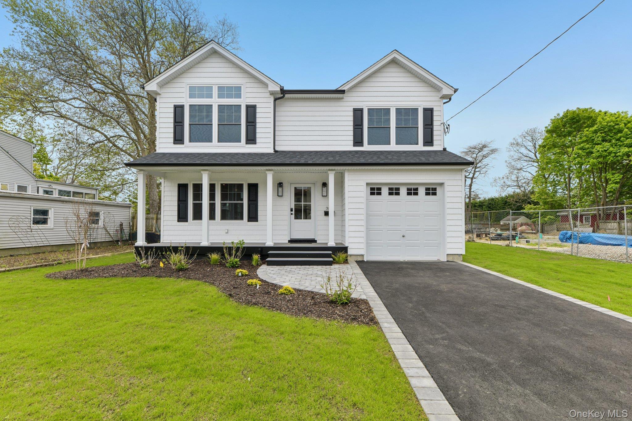 384 Scudder Avenue, Unit Lot 2