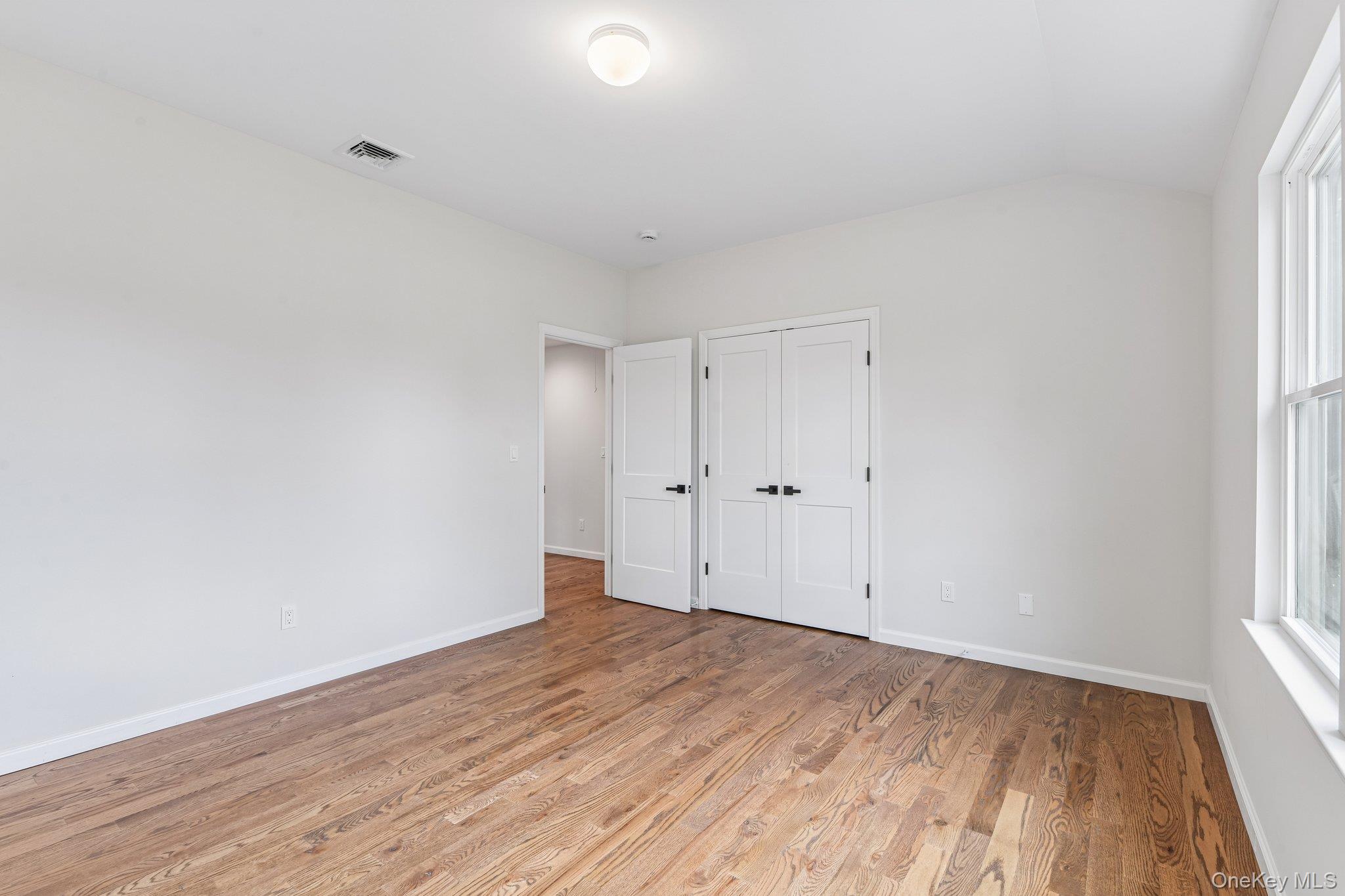 384 Scudder Avenue, Unit Lot 2 photo 20