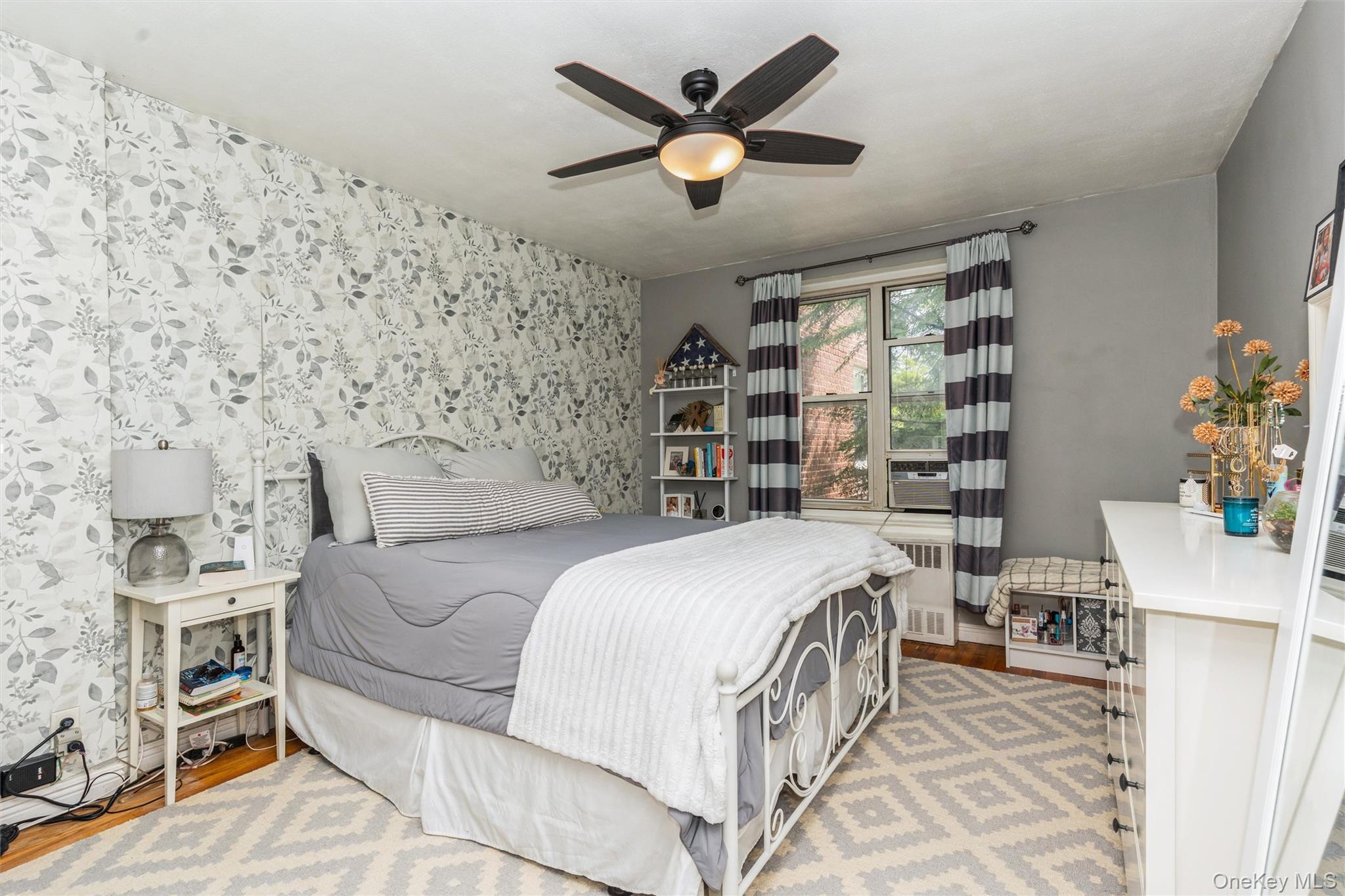 205-15 36th Avenue, Unit 378 photo 8