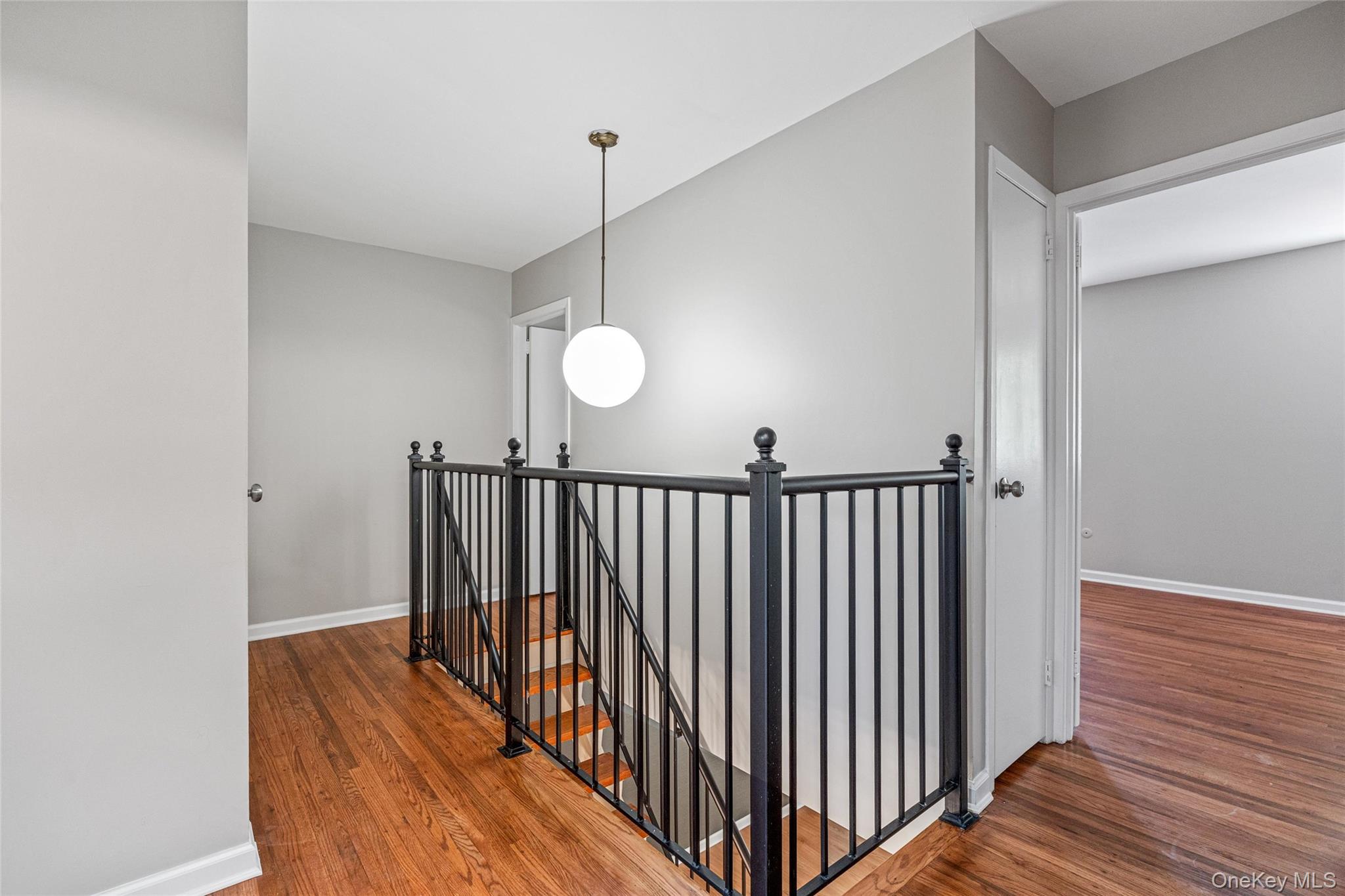 175-03 Peck Avenue, Unit 2 Floor photo 12