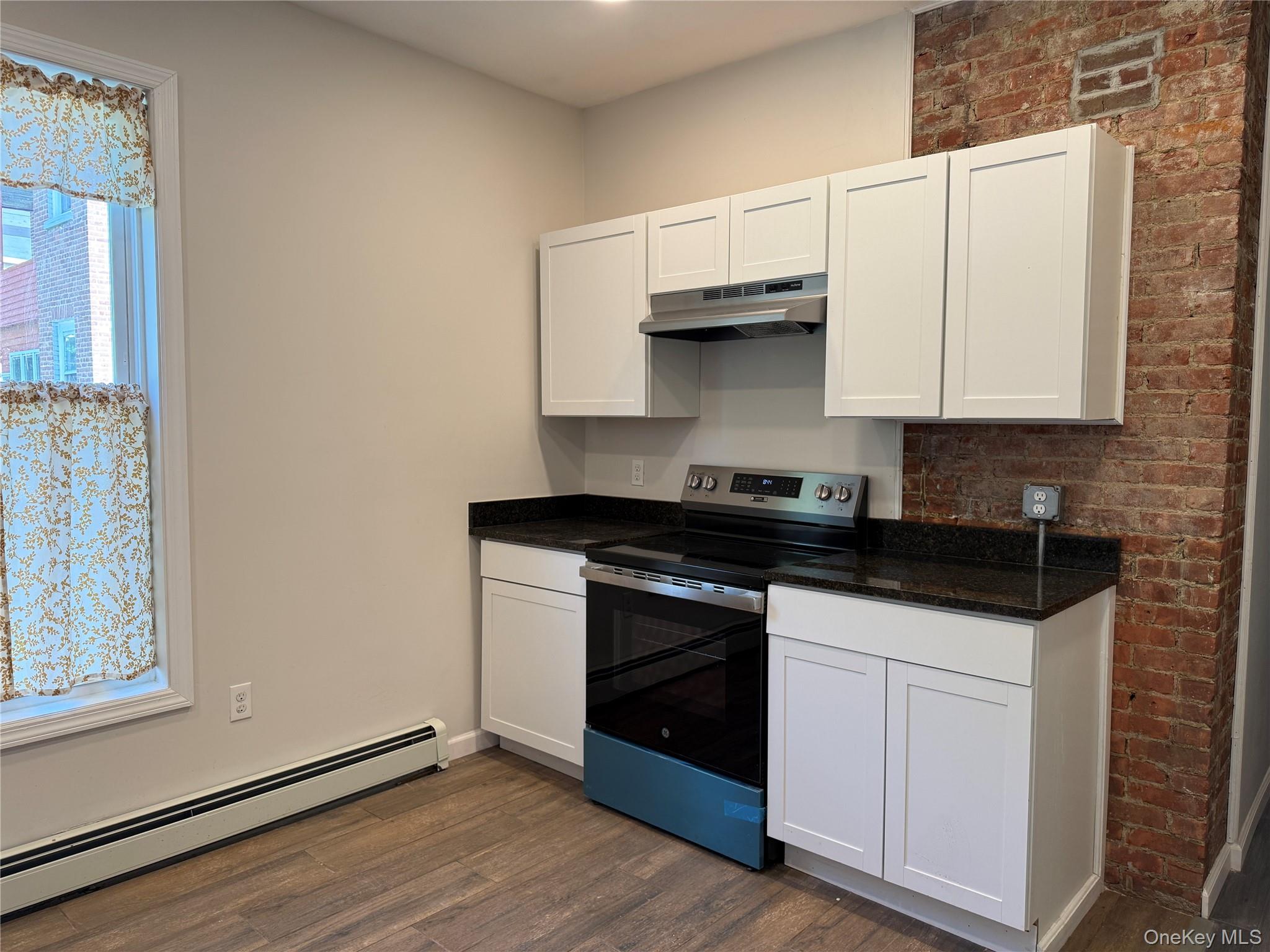 228 Mansion Street – For Rent photo 4