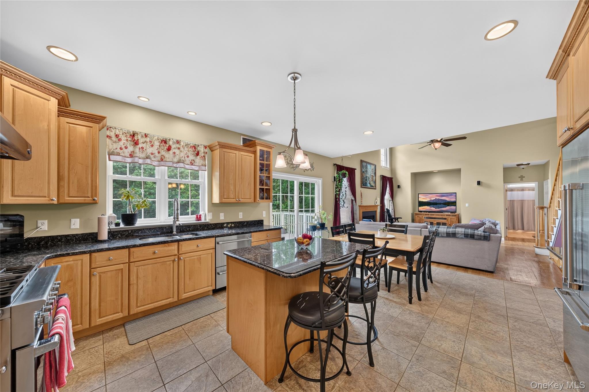 19 Grand View Terrace – For Sale photo 16