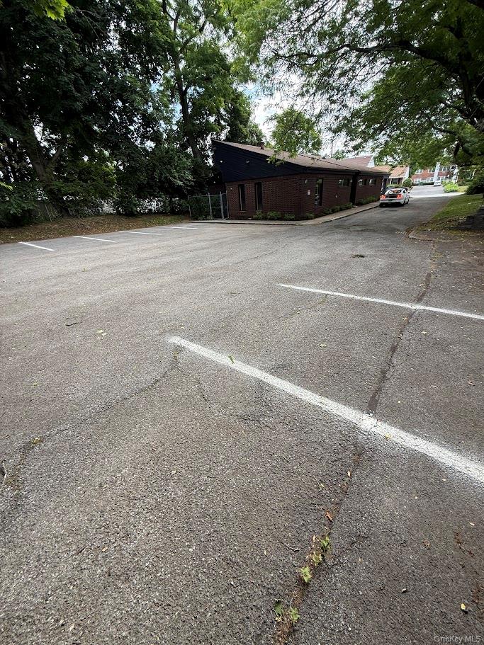149 S Grand Avenue – For Sale photo 17