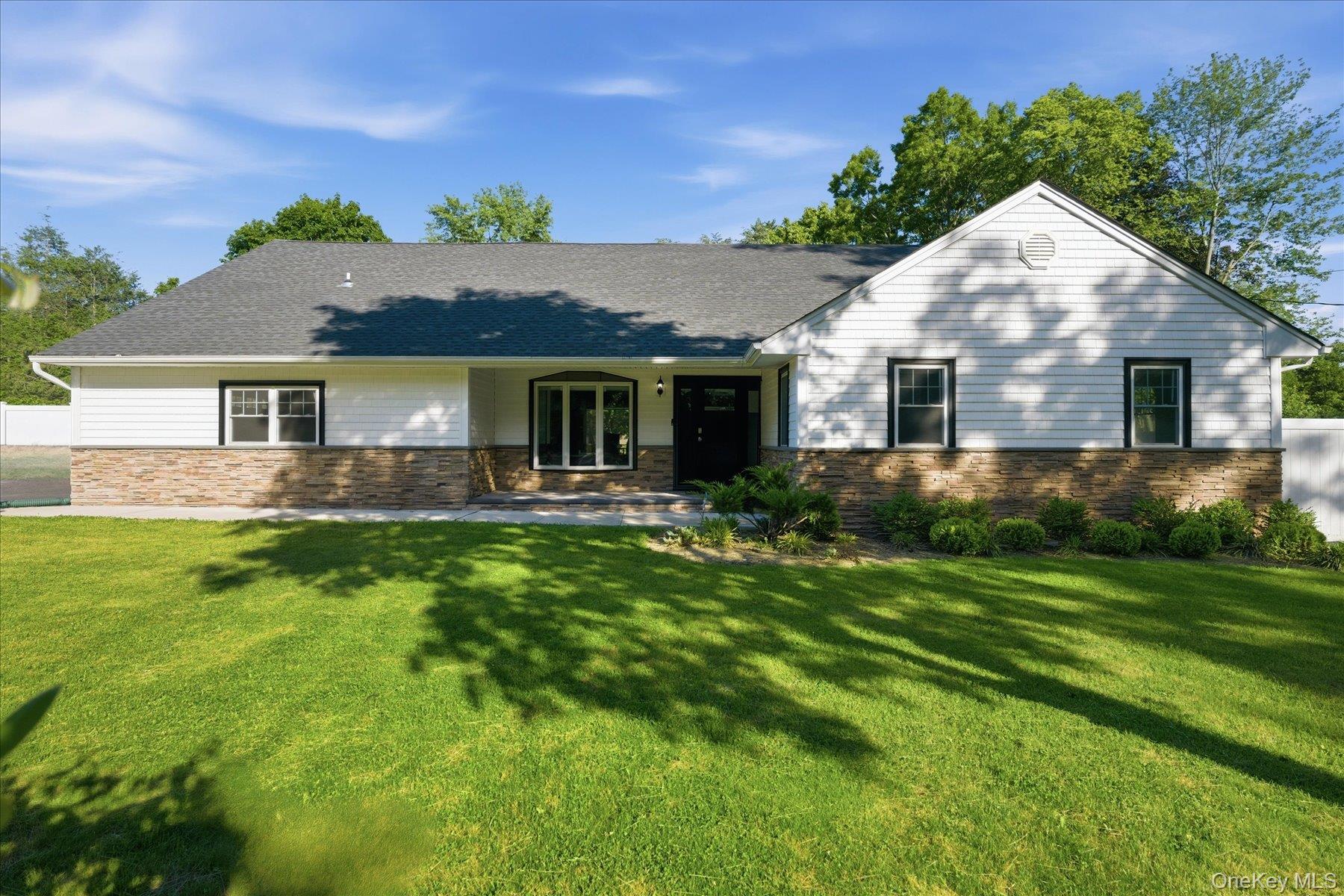 174 Warner Road – For Sale photo 3