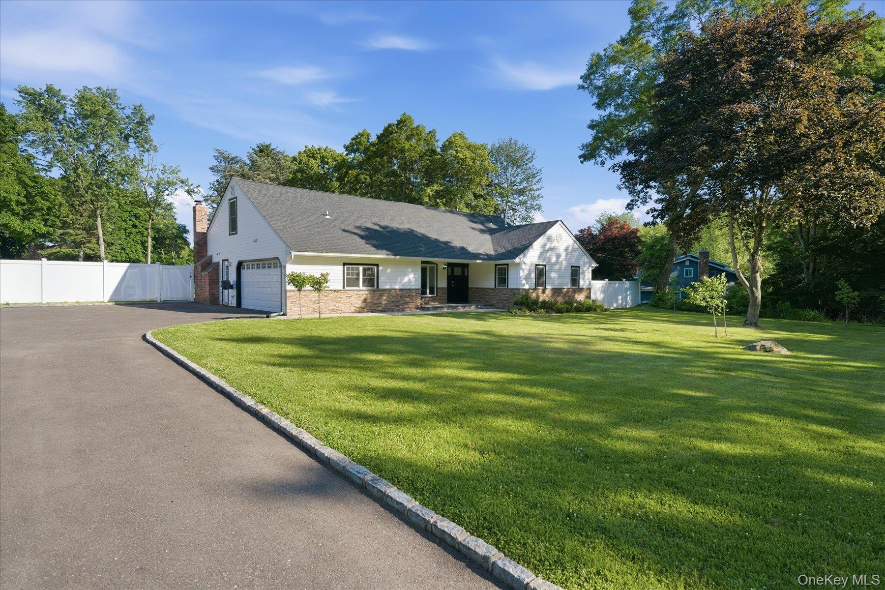 174 Warner Road – For Sale