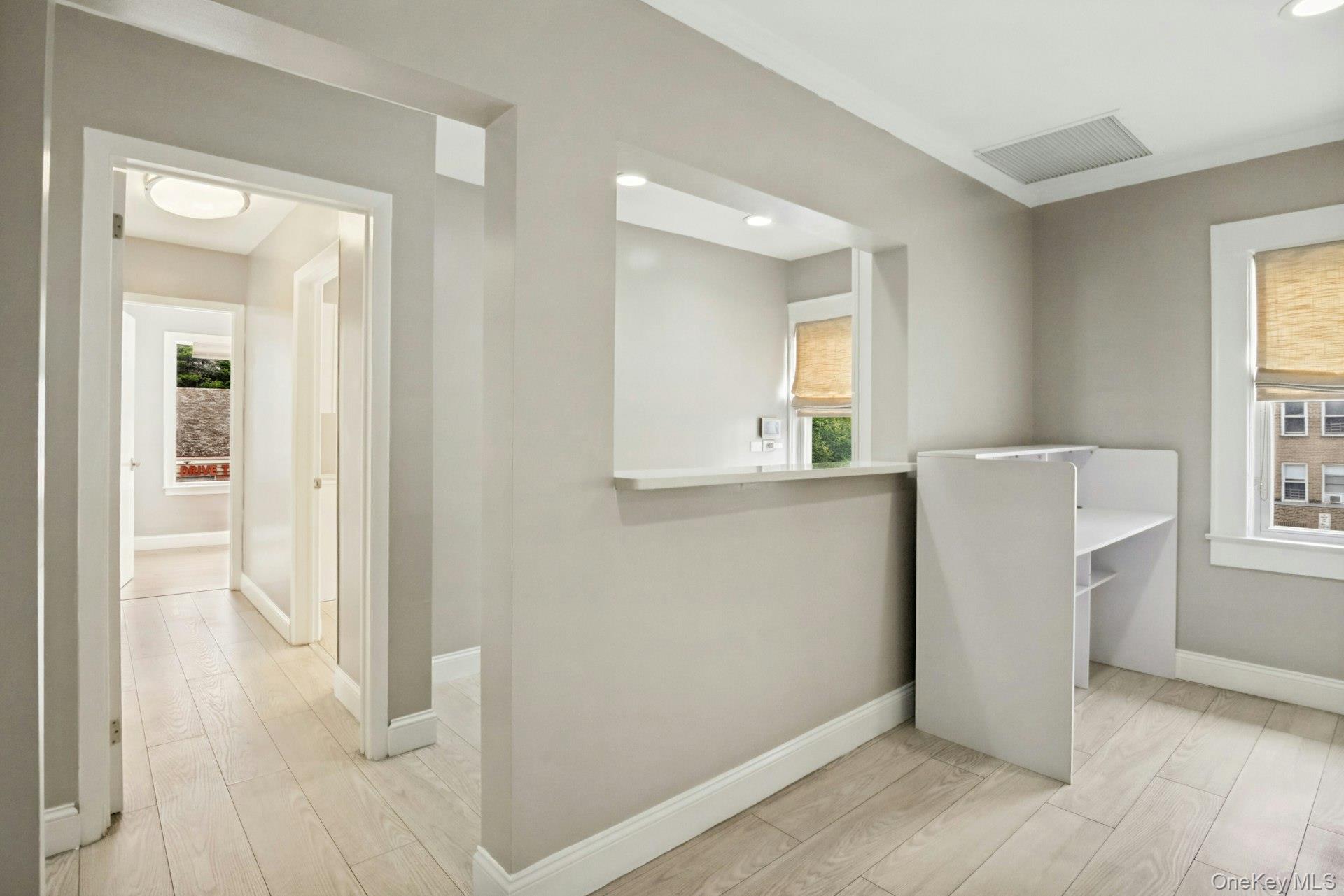 504 Gramatan Avenue, Unit 2nd Floor photo 11