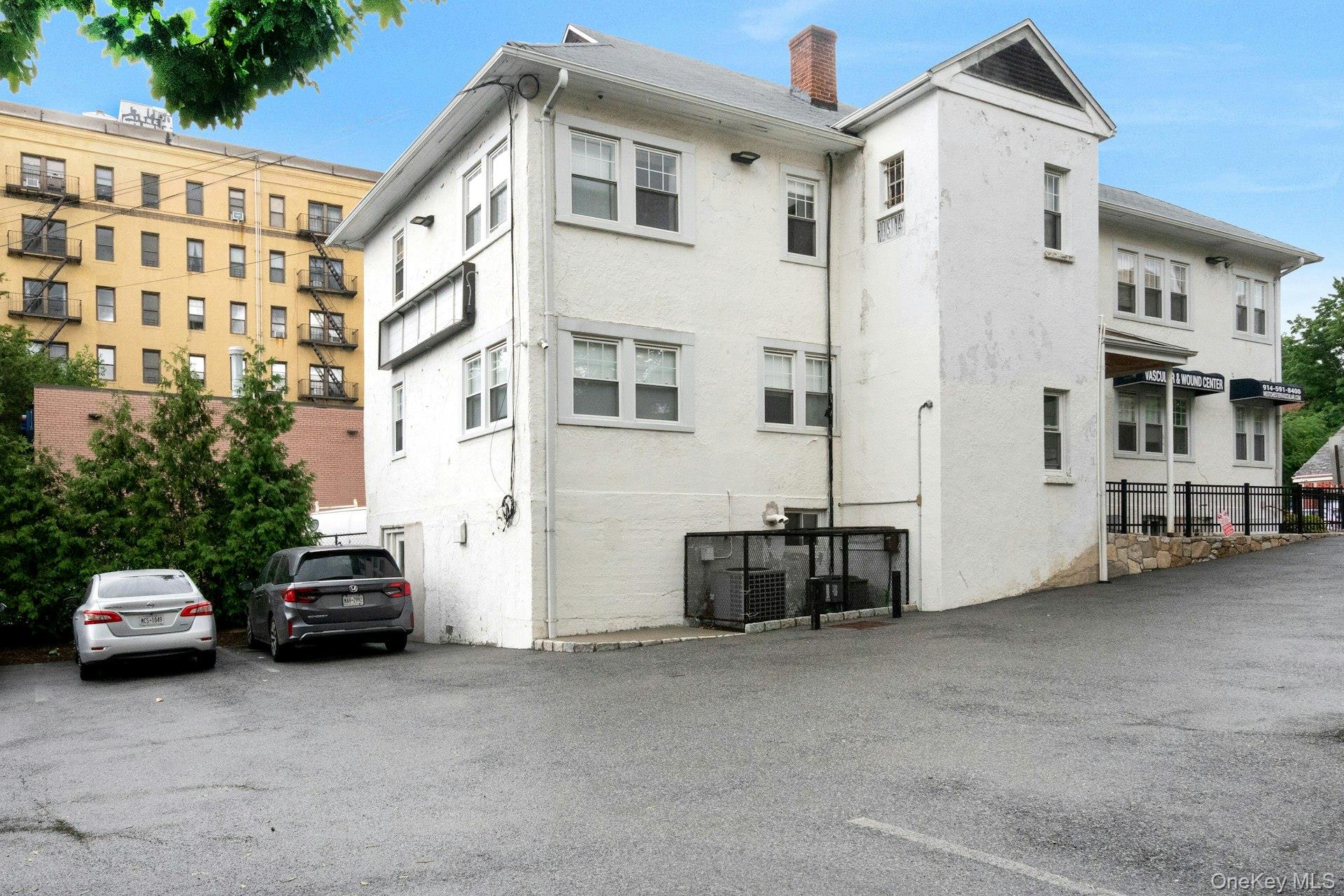 504 Gramatan Avenue, Unit 2nd Floor photo 30