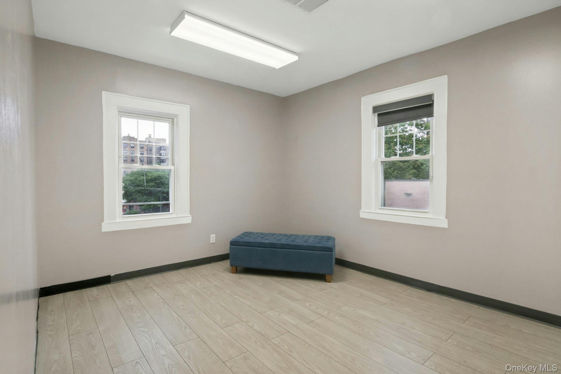 504 Gramatan Avenue, Unit 2nd Floor photo 23