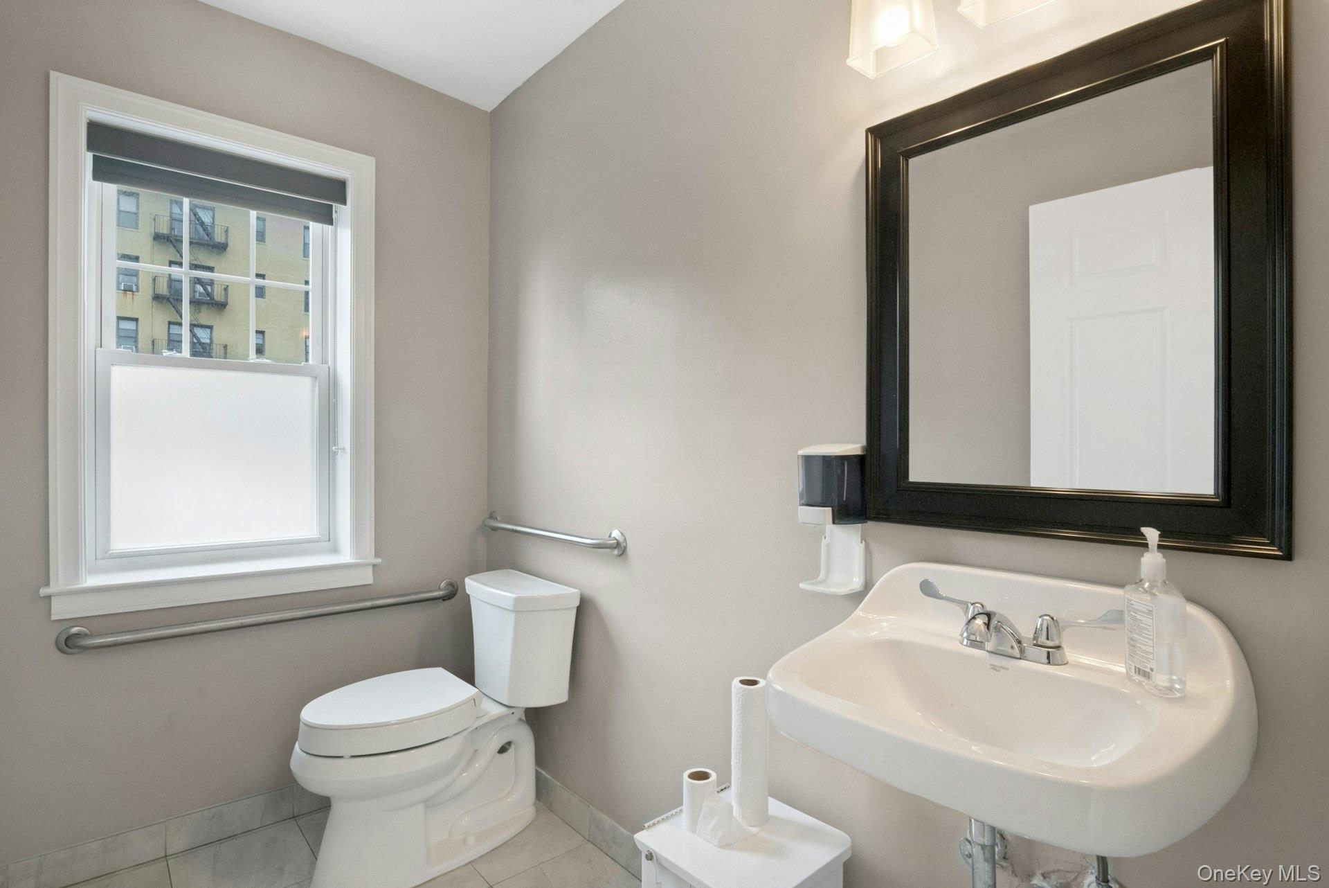 504 Gramatan Avenue, Unit 2nd Floor photo 26