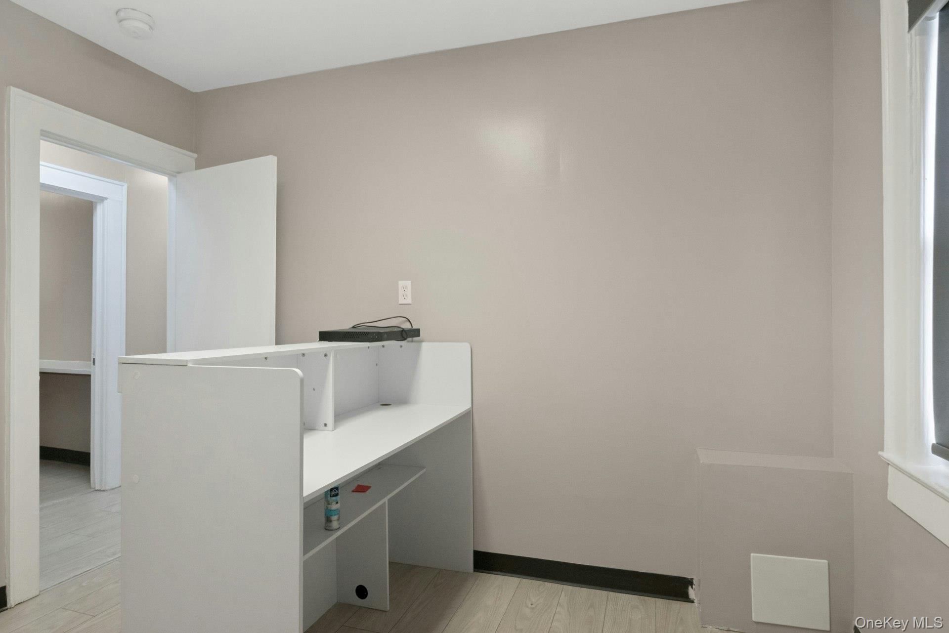 504 Gramatan Avenue, Unit 2nd Floor photo 22