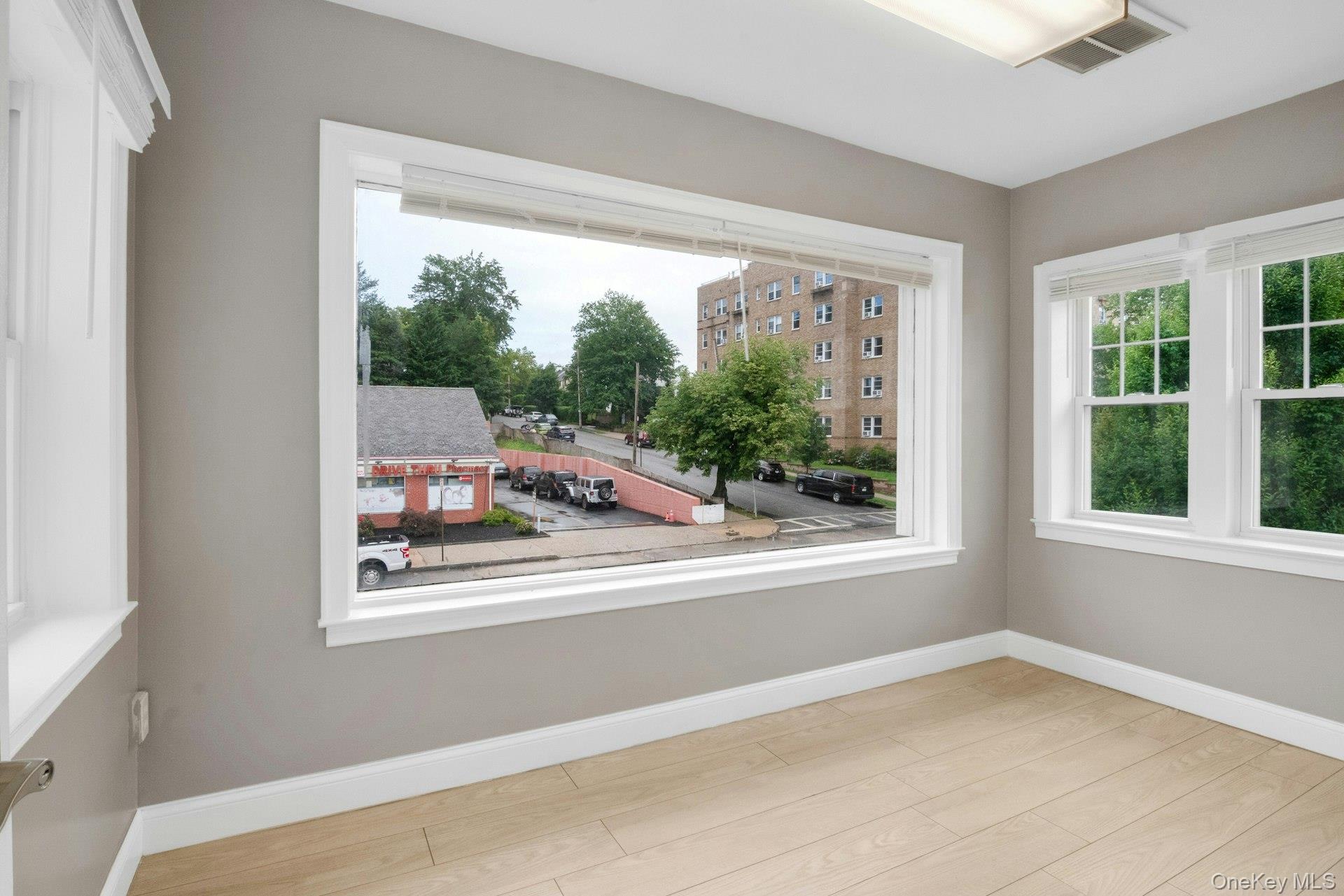 504 Gramatan Avenue, Unit 2nd Floor photo 13