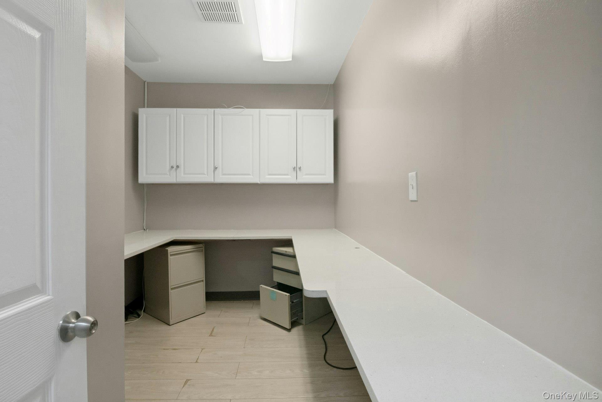 504 Gramatan Avenue, Unit 2nd Floor photo 20