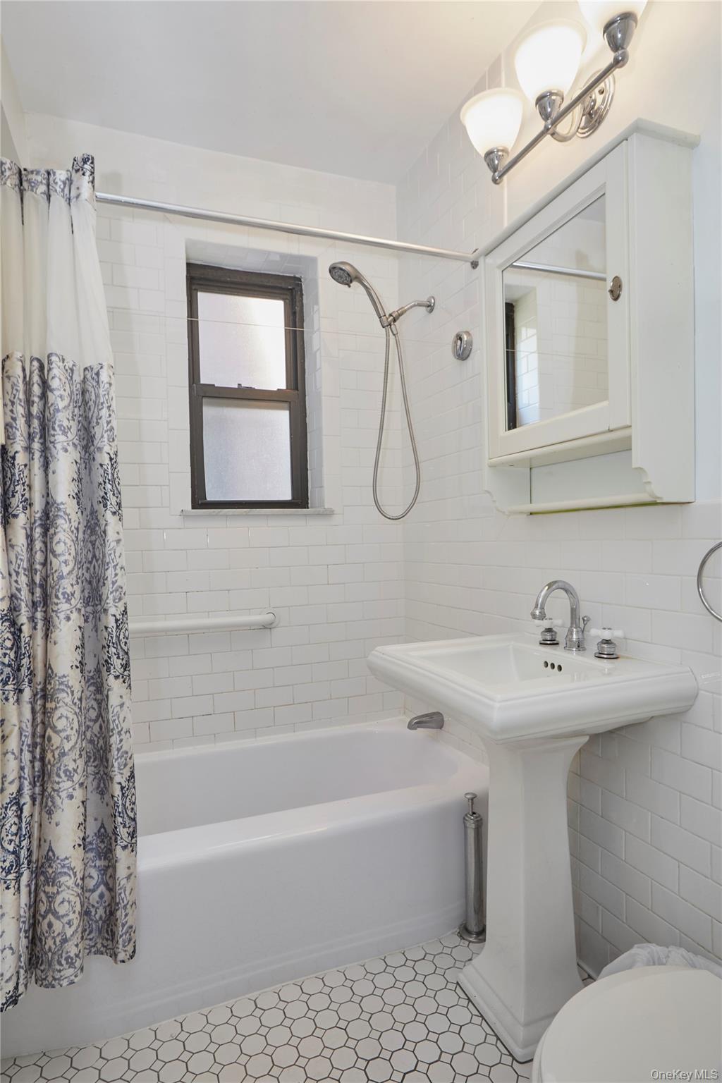 3616 Henry Hudson Parkway, Unit 6AN photo 8
