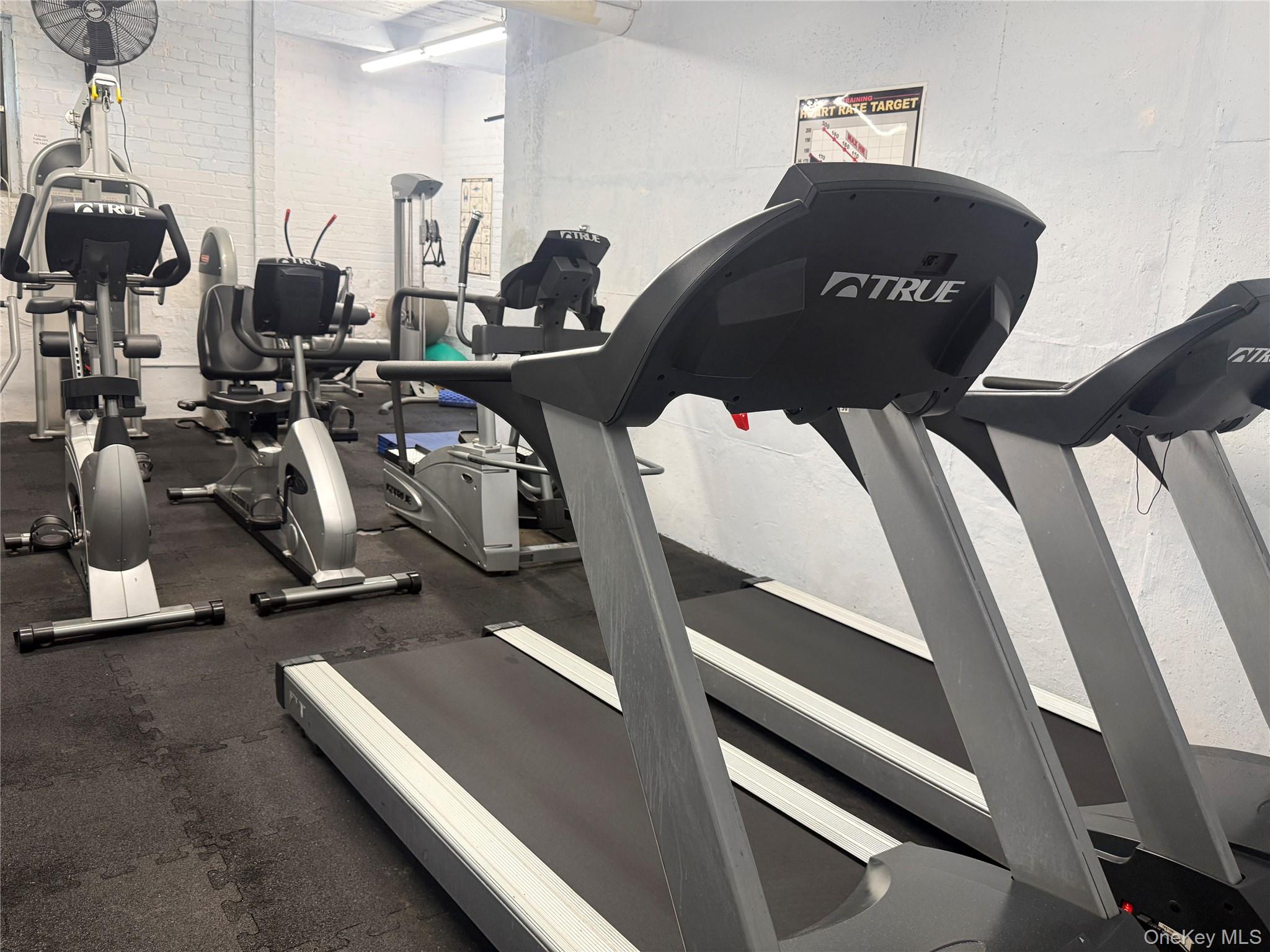 3616 Henry Hudson Parkway, Unit 6AN photo 21